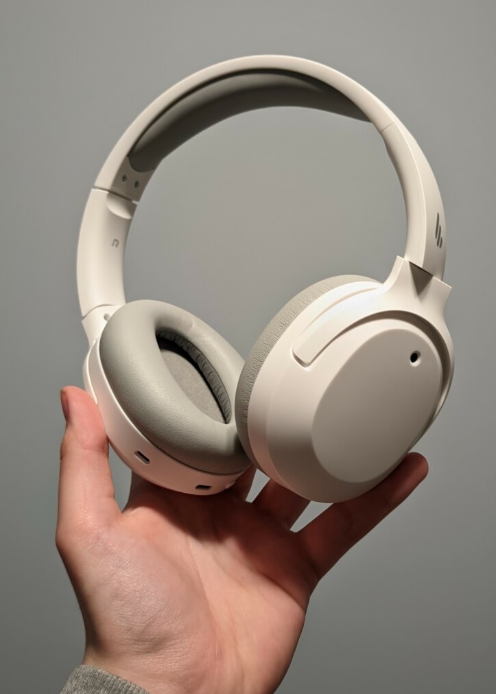 Edifier W820NB