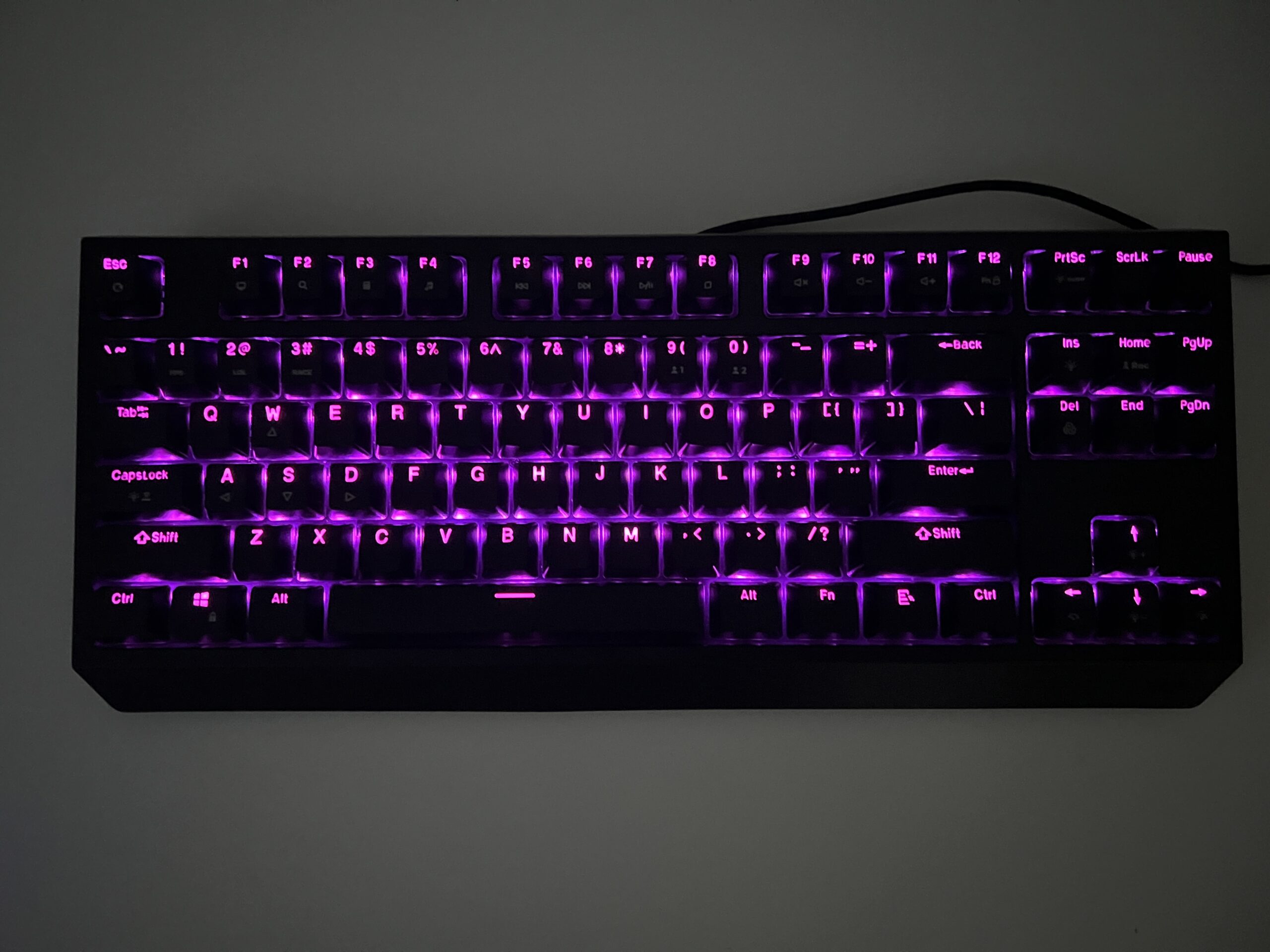 Genesis Thor 230 TKL 18 scaled
