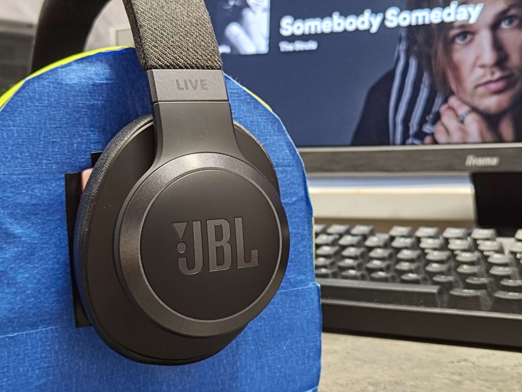 JBL Live 770NC