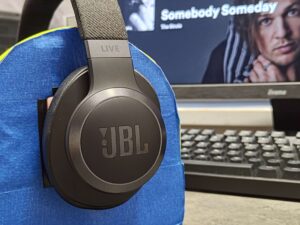 JBL Live 770NC