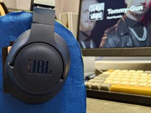 JBL Tune 770NC mini scaled 1