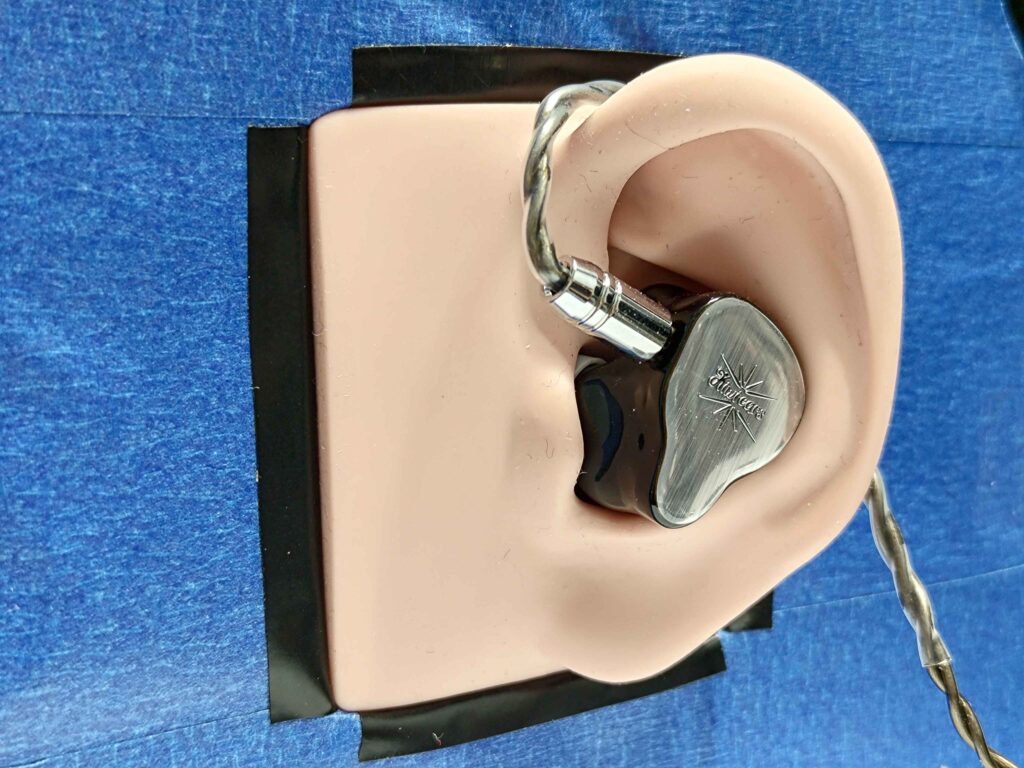 Kiwi Ears KE4 miniature