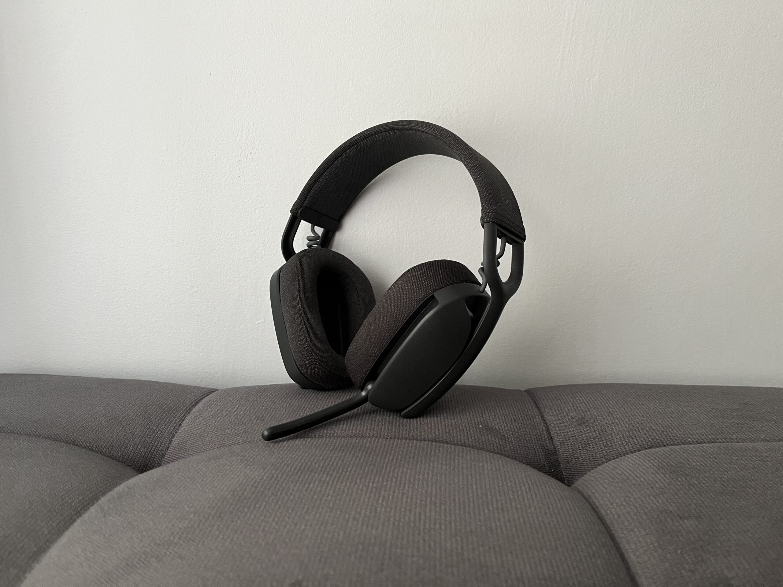 Logitech Zone Vibe 100
