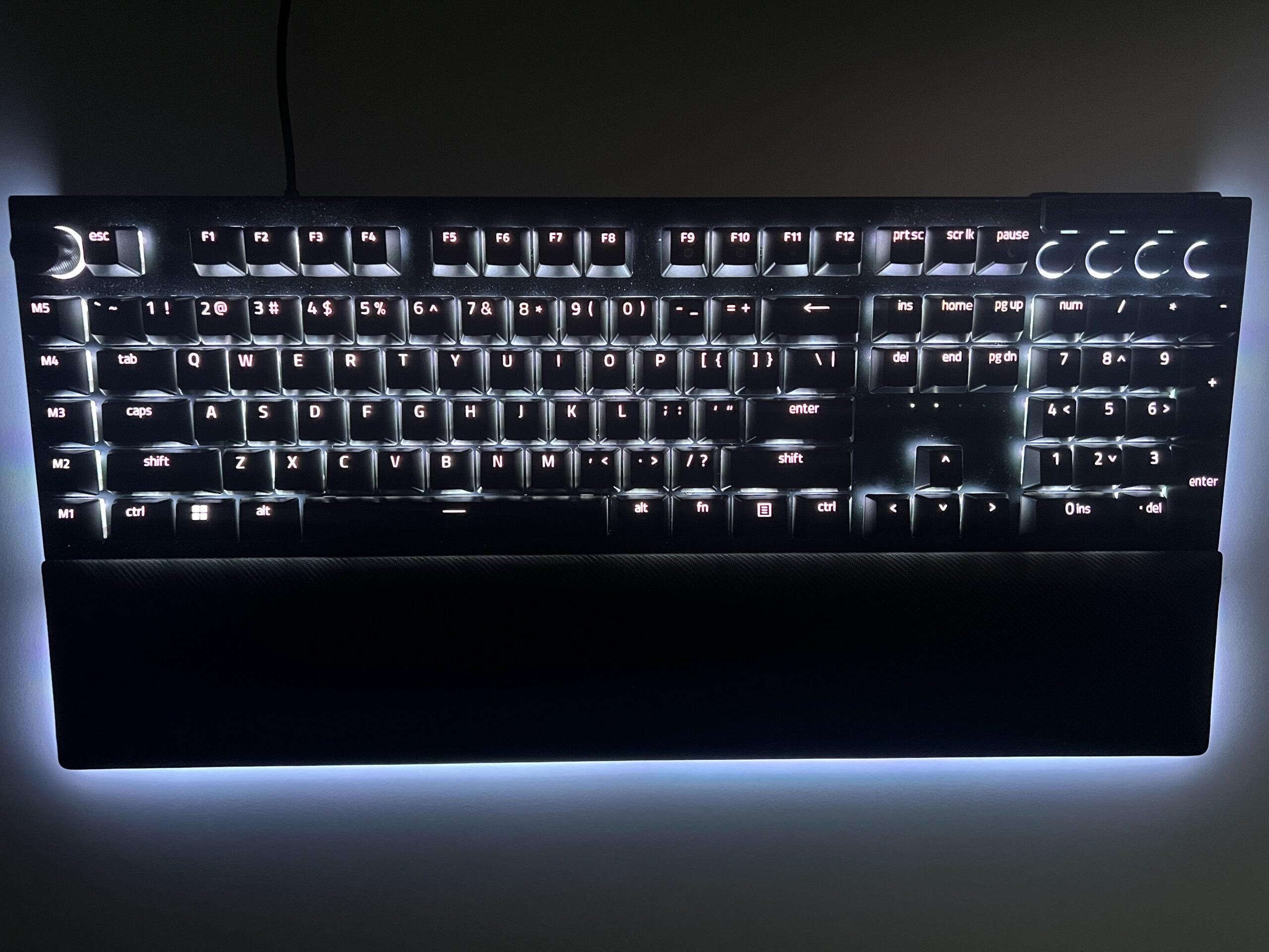 Razer blackWidow V4 PRO 1 scaled