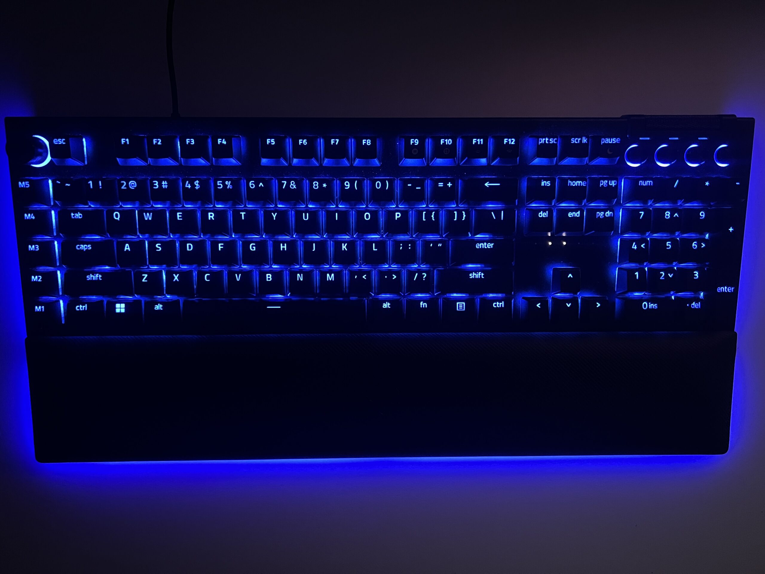 Razer blackWidow V4 PRO 8 scaled