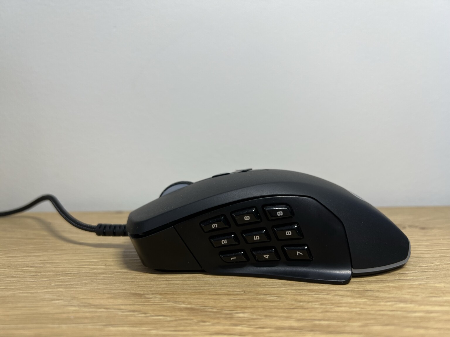 Genesis Xenon 770