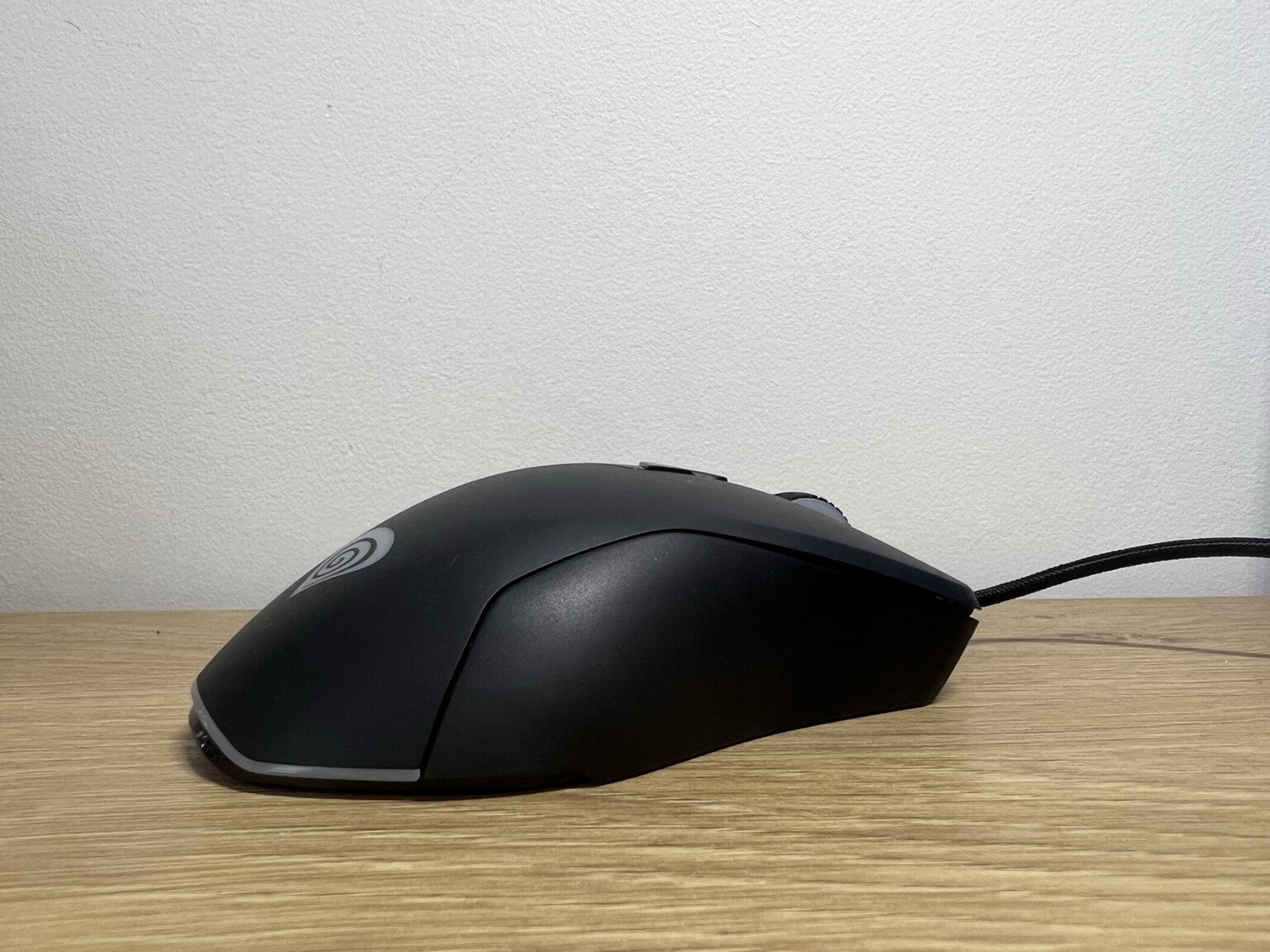 Genesis Xenon 770