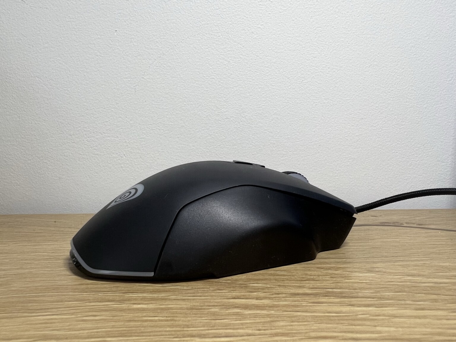 Genesis Xenon 770