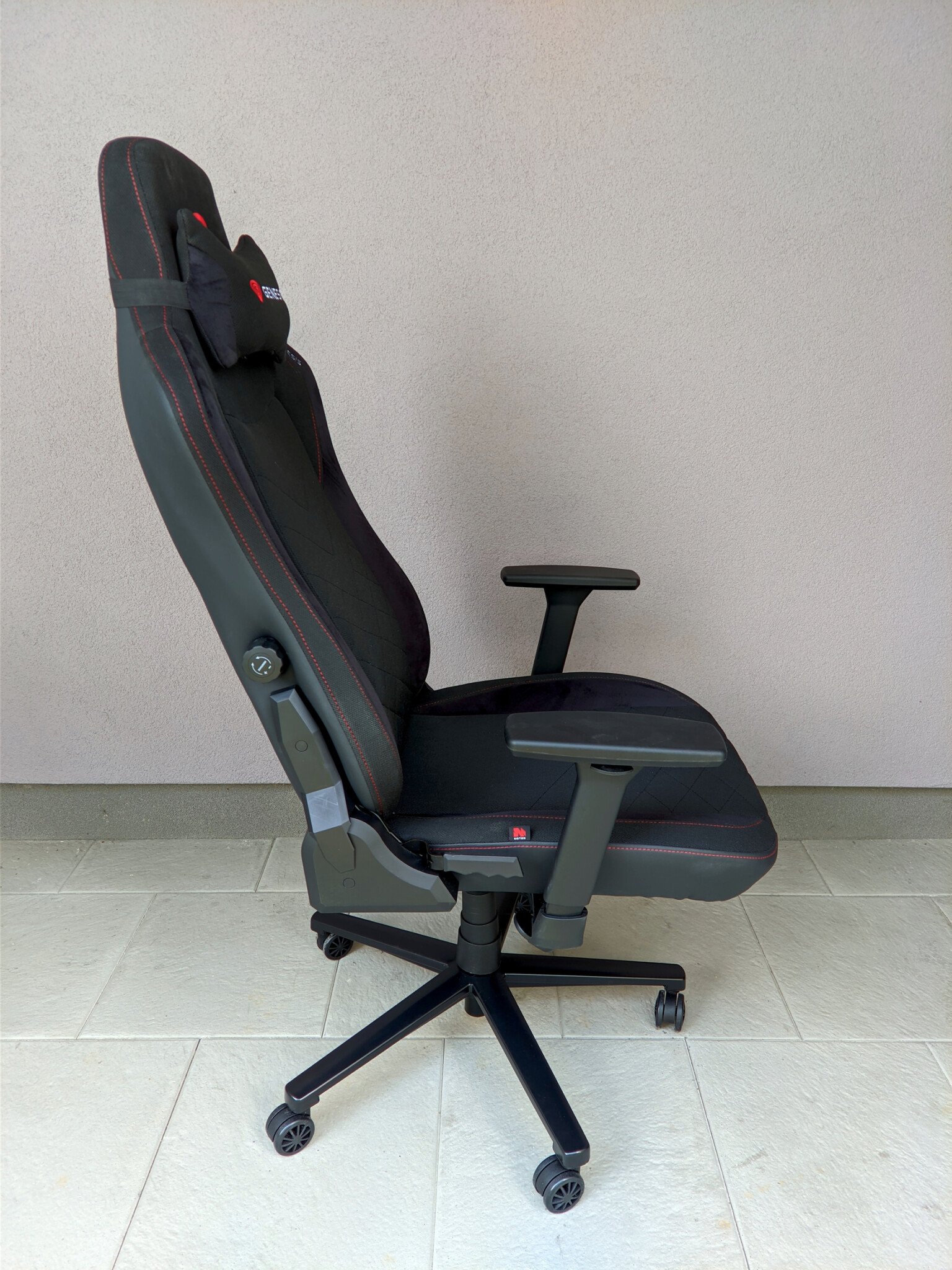 Recenzja Genesis Nitro 890 G2 - naprawdę niezły fotel! 9 Genesis Nitro 890 G2