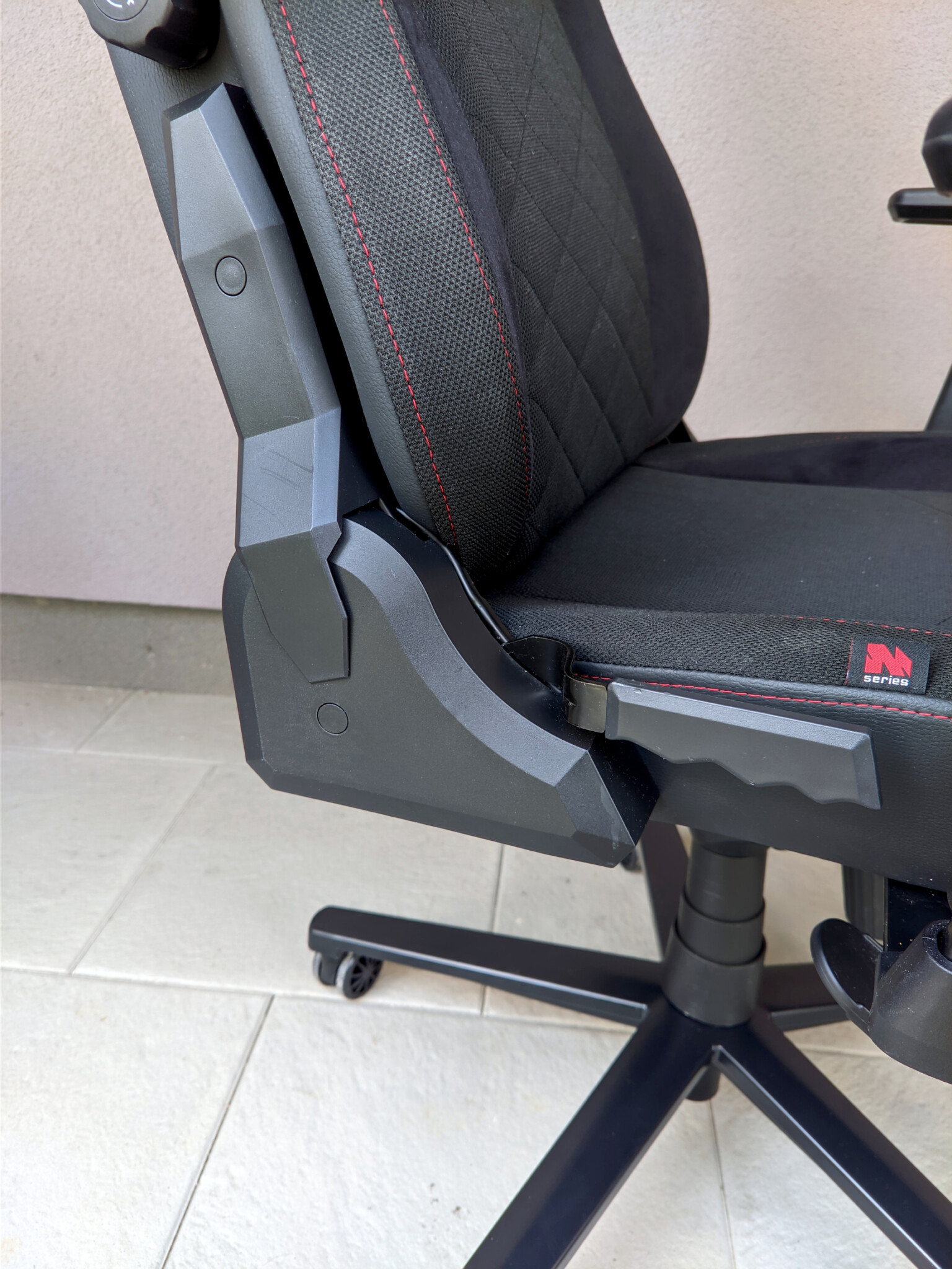 Recenzja Genesis Nitro 890 G2 - naprawdę niezły fotel! 5 Genesis Nitro 890 G2