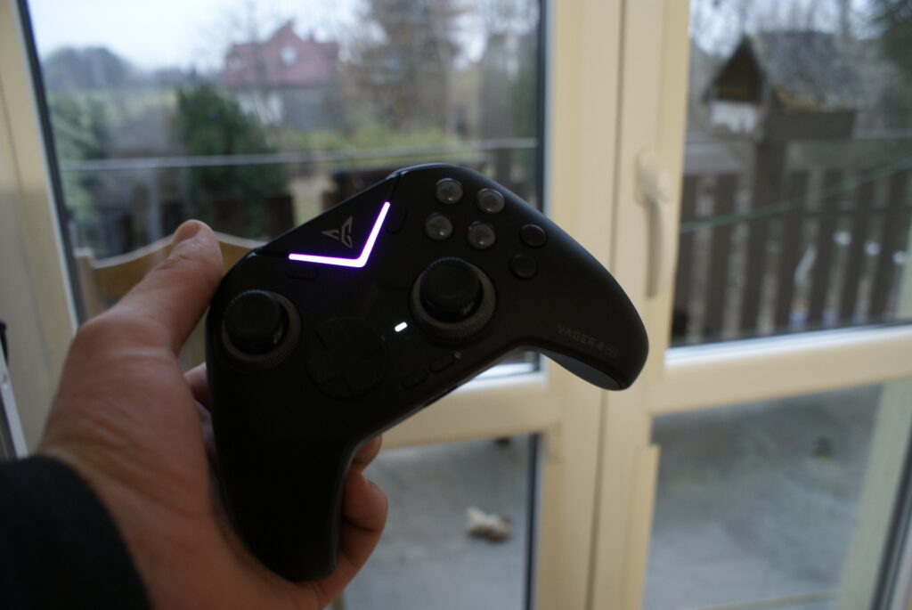 Flydigi Vader 4 Pro - miniaturka