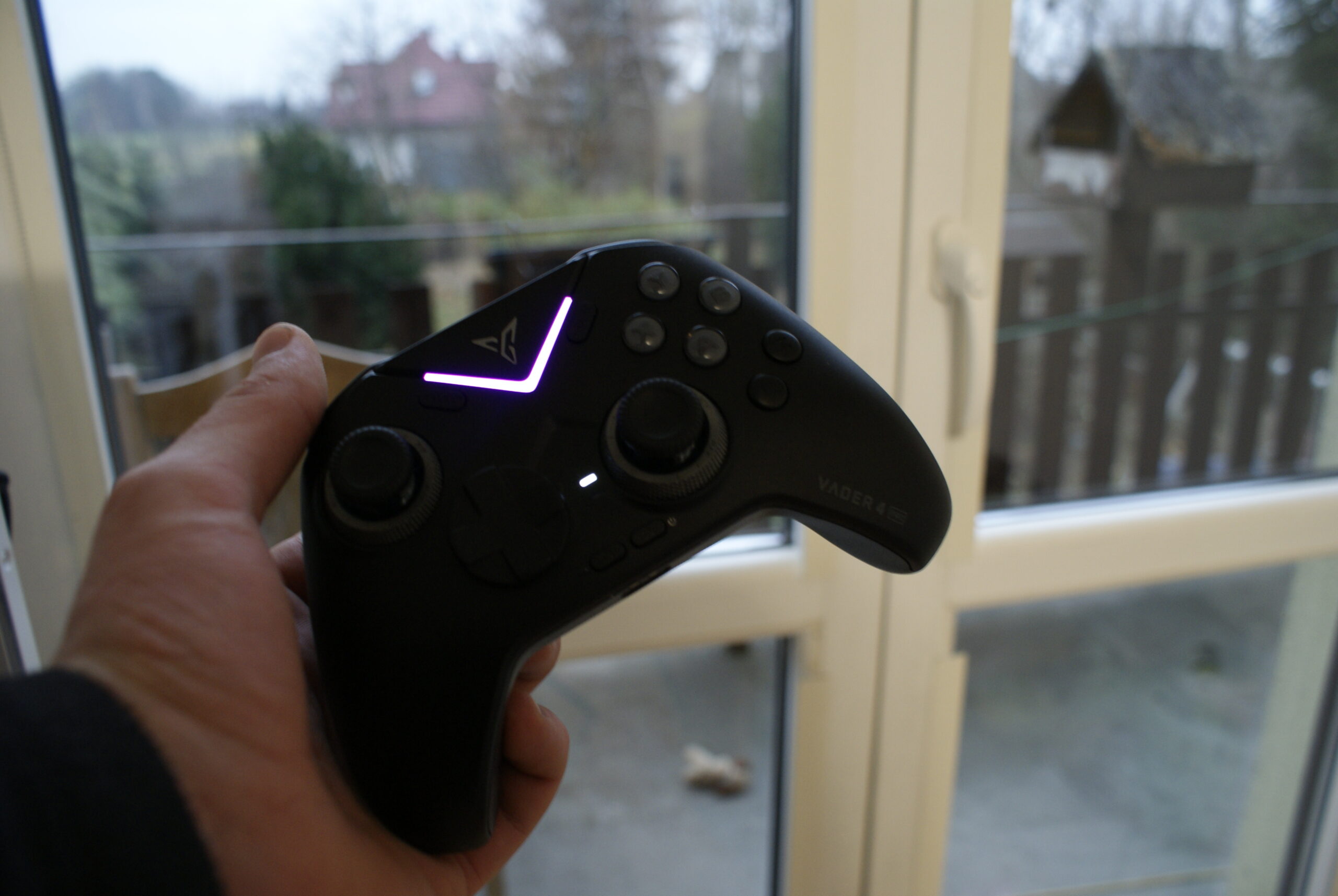 Flydigi Vader 4 Pro - miniaturka