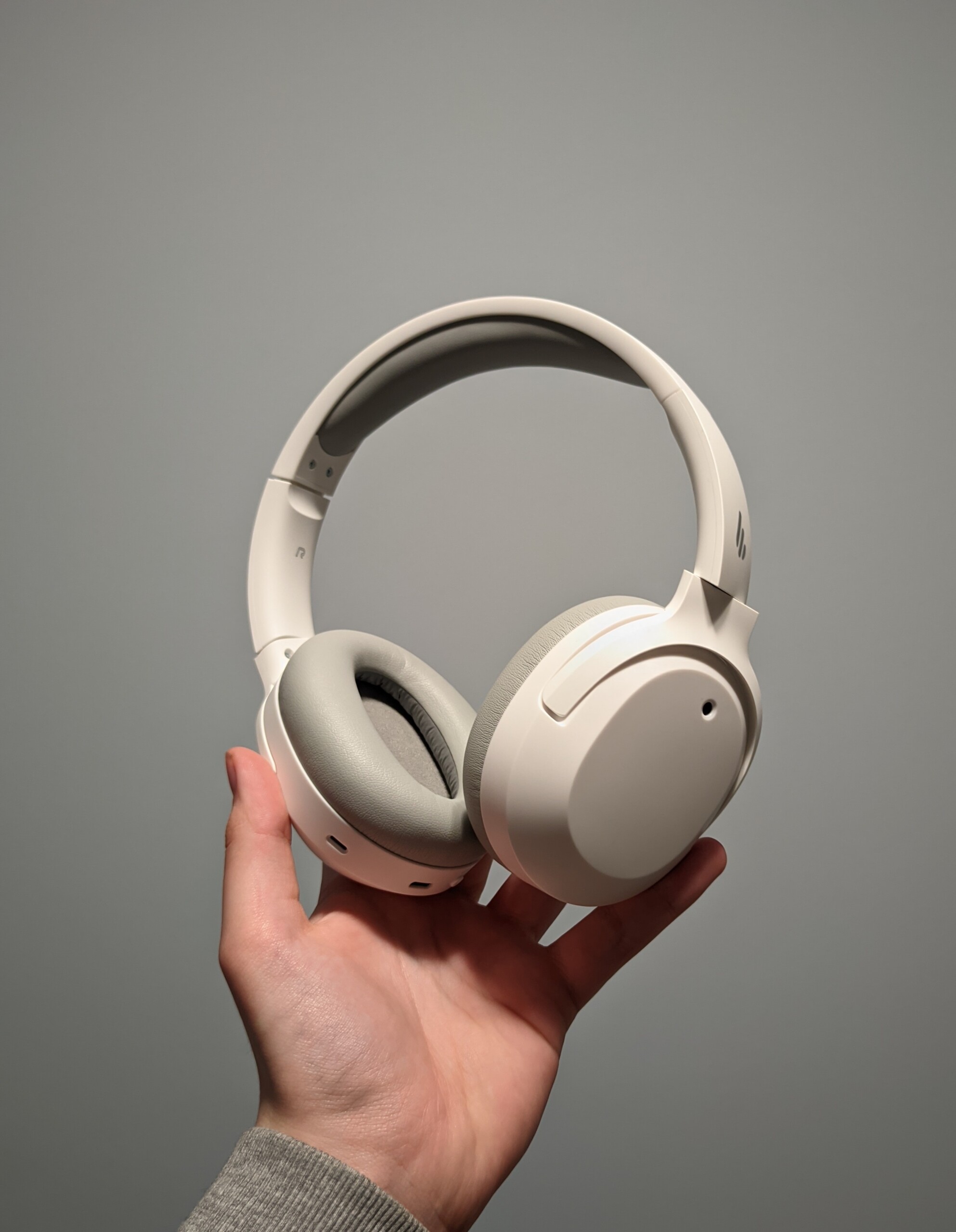 Edifier W820NB