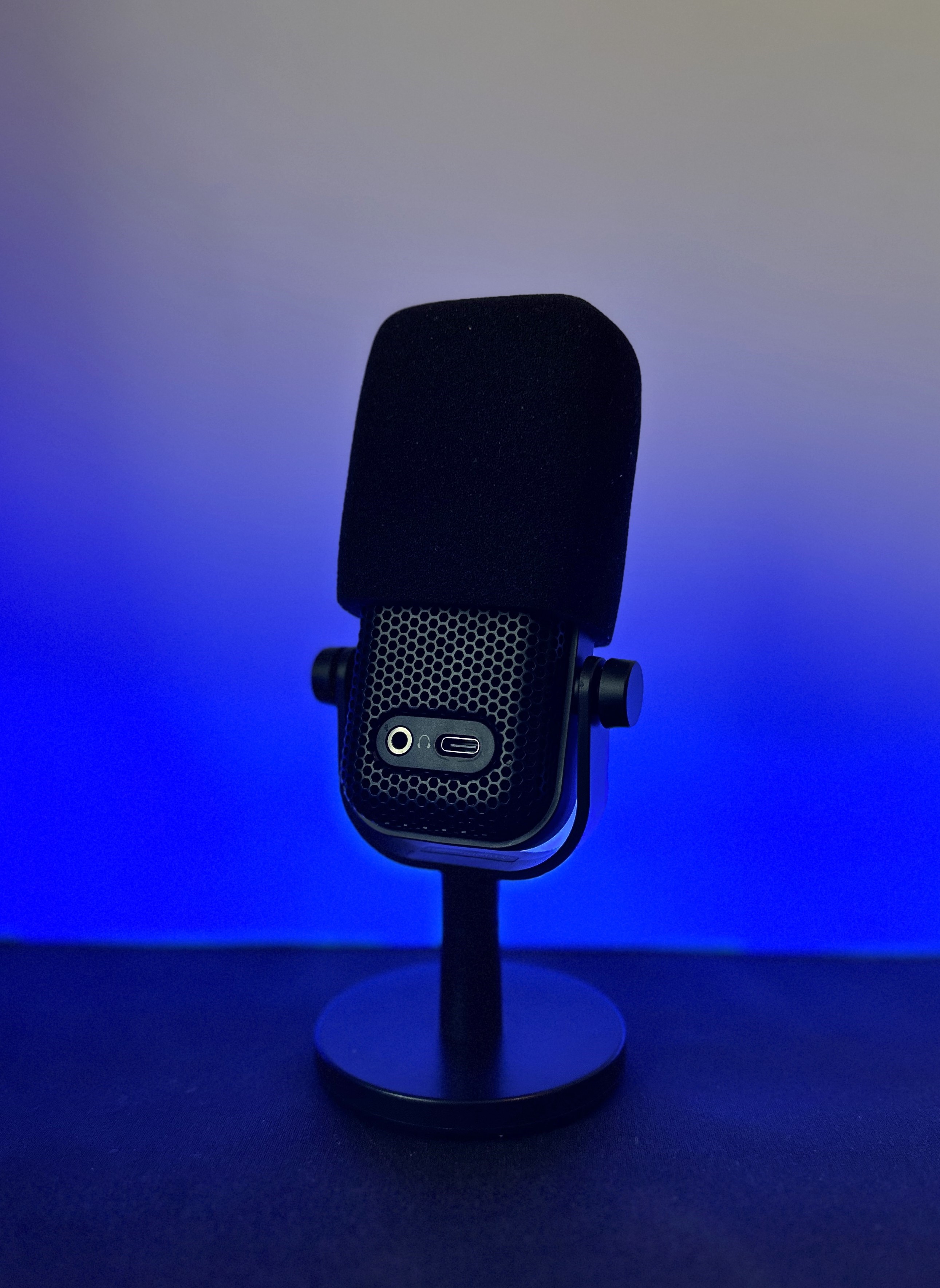 Recenzja ENDORFY Solum Voice S - kompletny mikrofon do 250 złotych 7 Mikrofon tylem 2