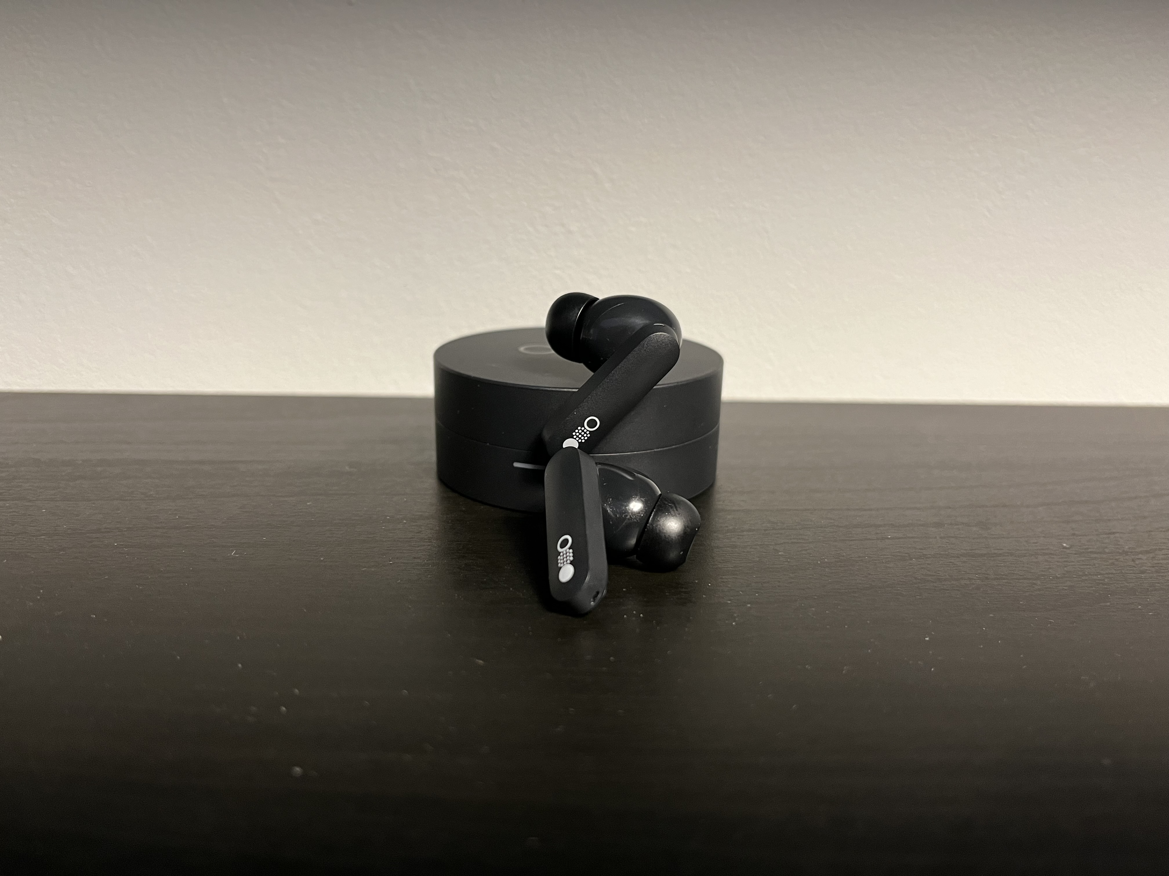cmf Buds Pro, słuchawki 1