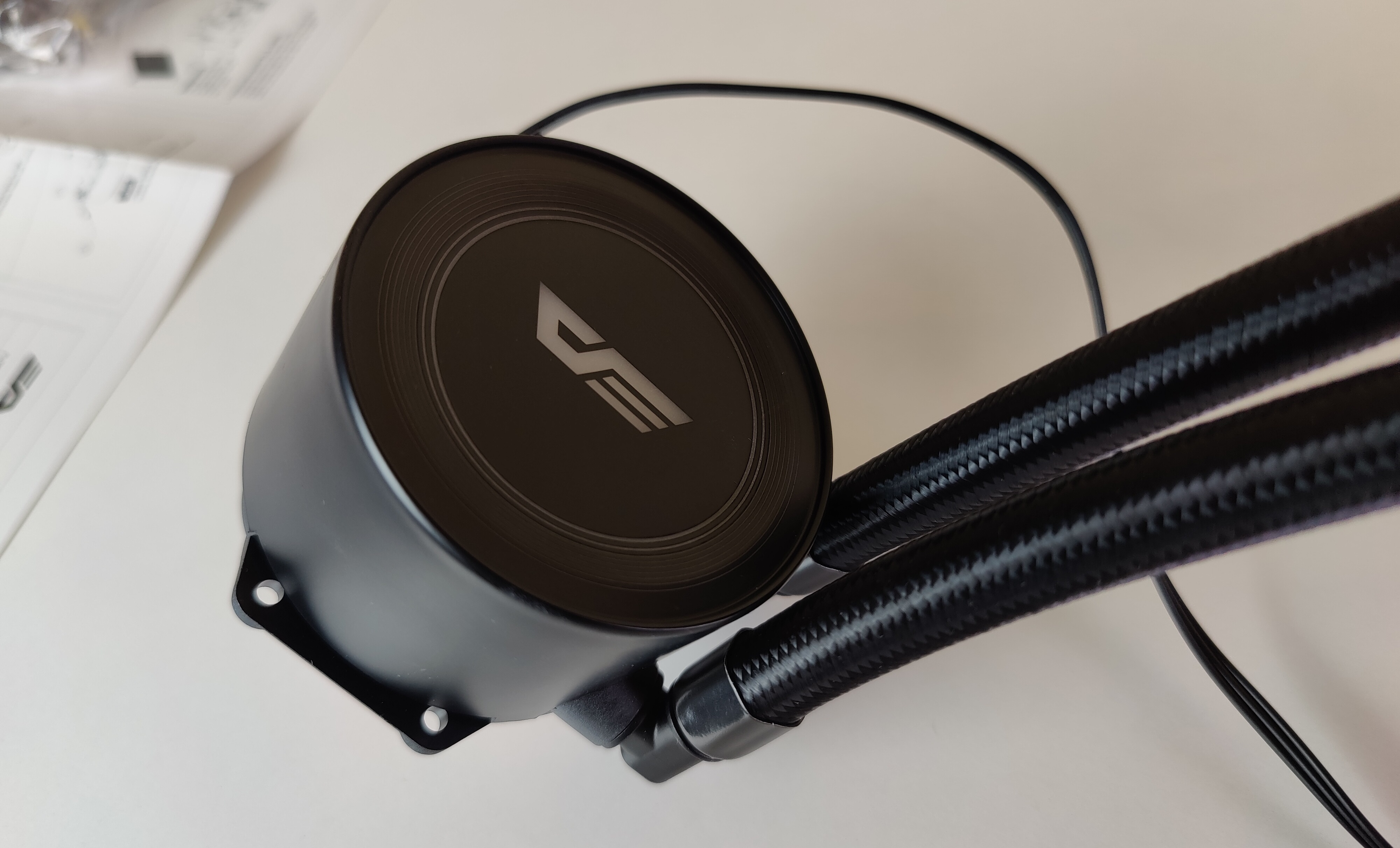 Czy RGB zapewni zwycięstwo? Test  darkFlash AURA DA-240