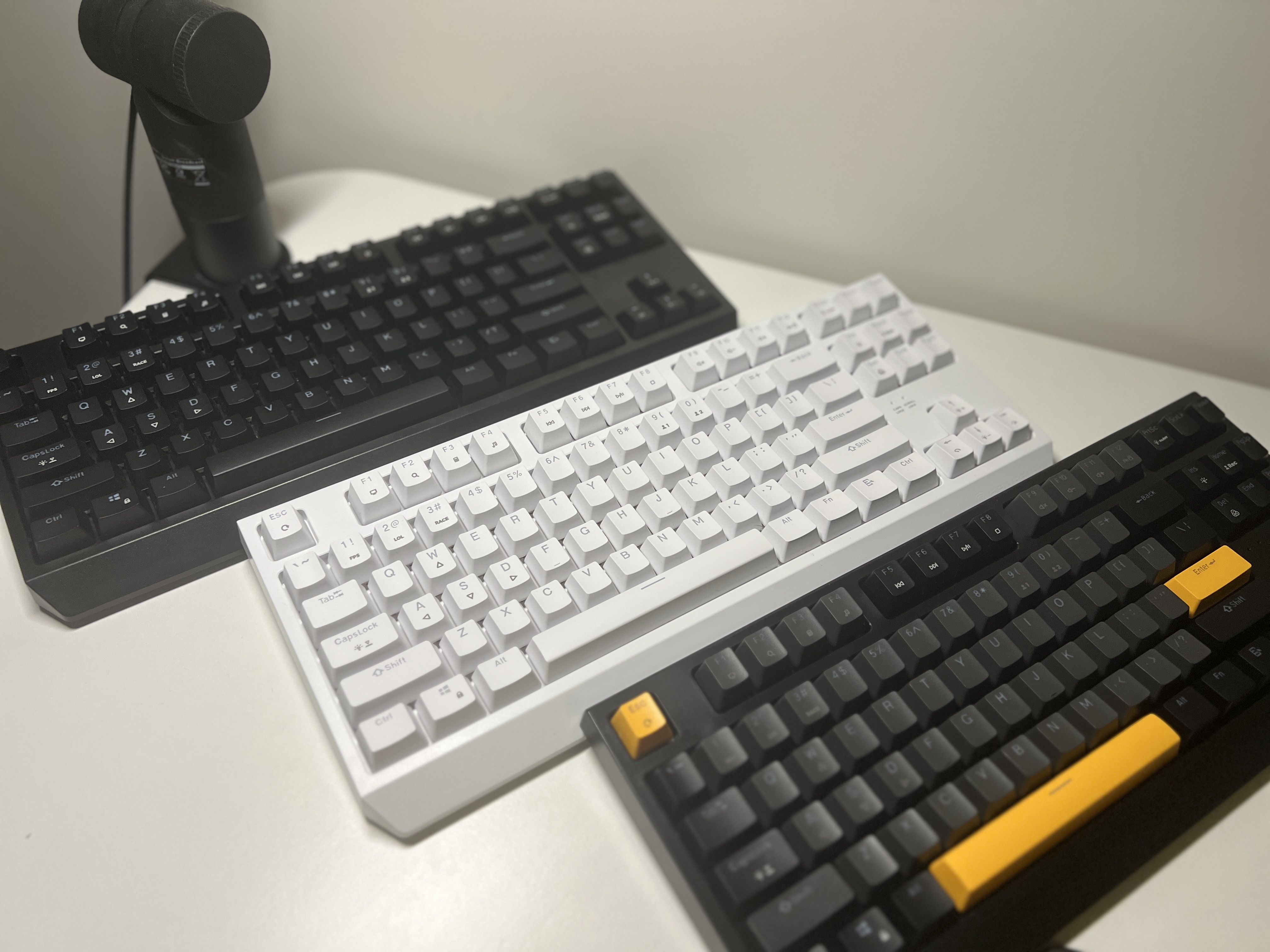 Genesis Thor 230 TKL