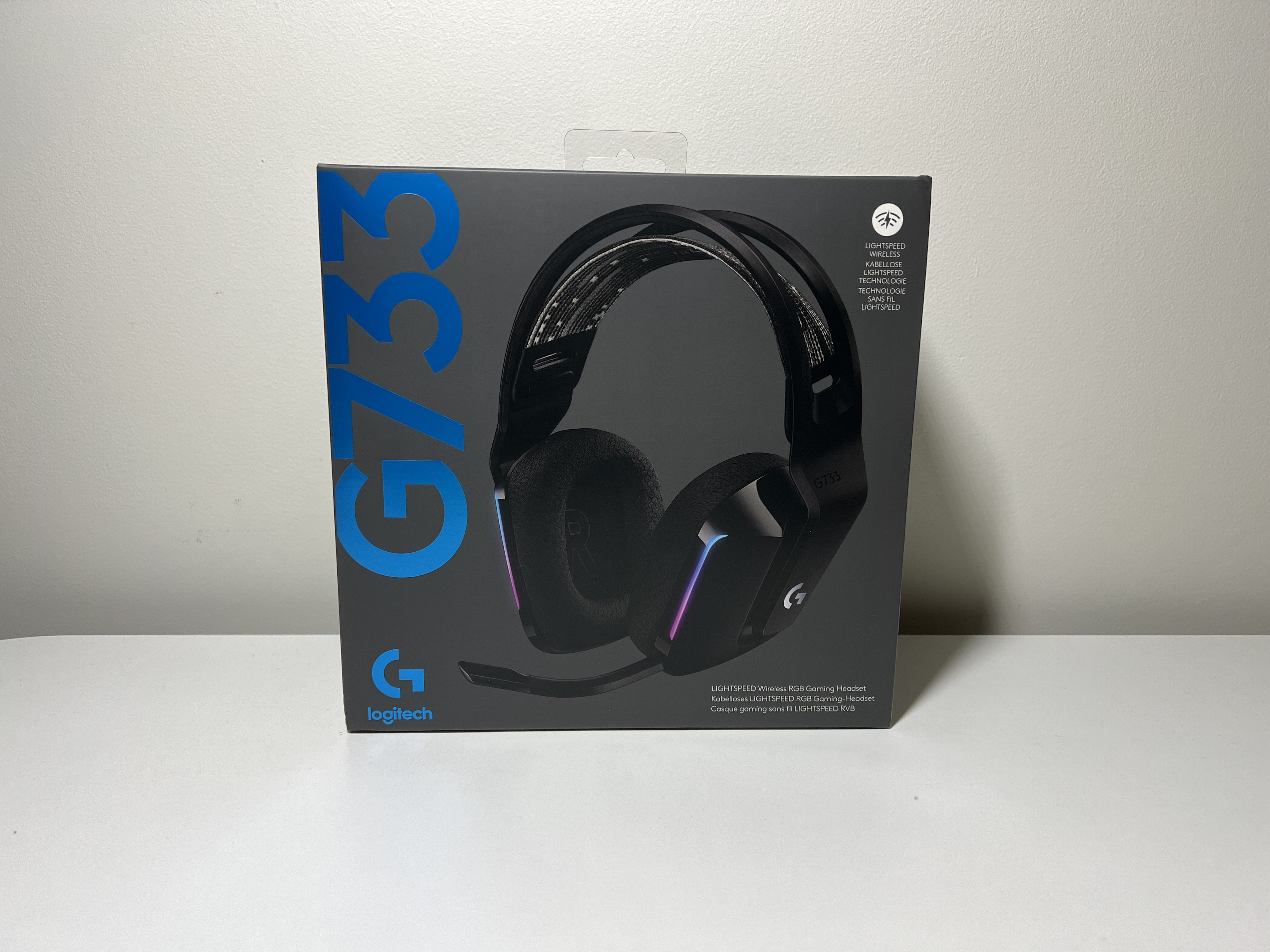 Logitech G733 Lighspeed - pudełko, front