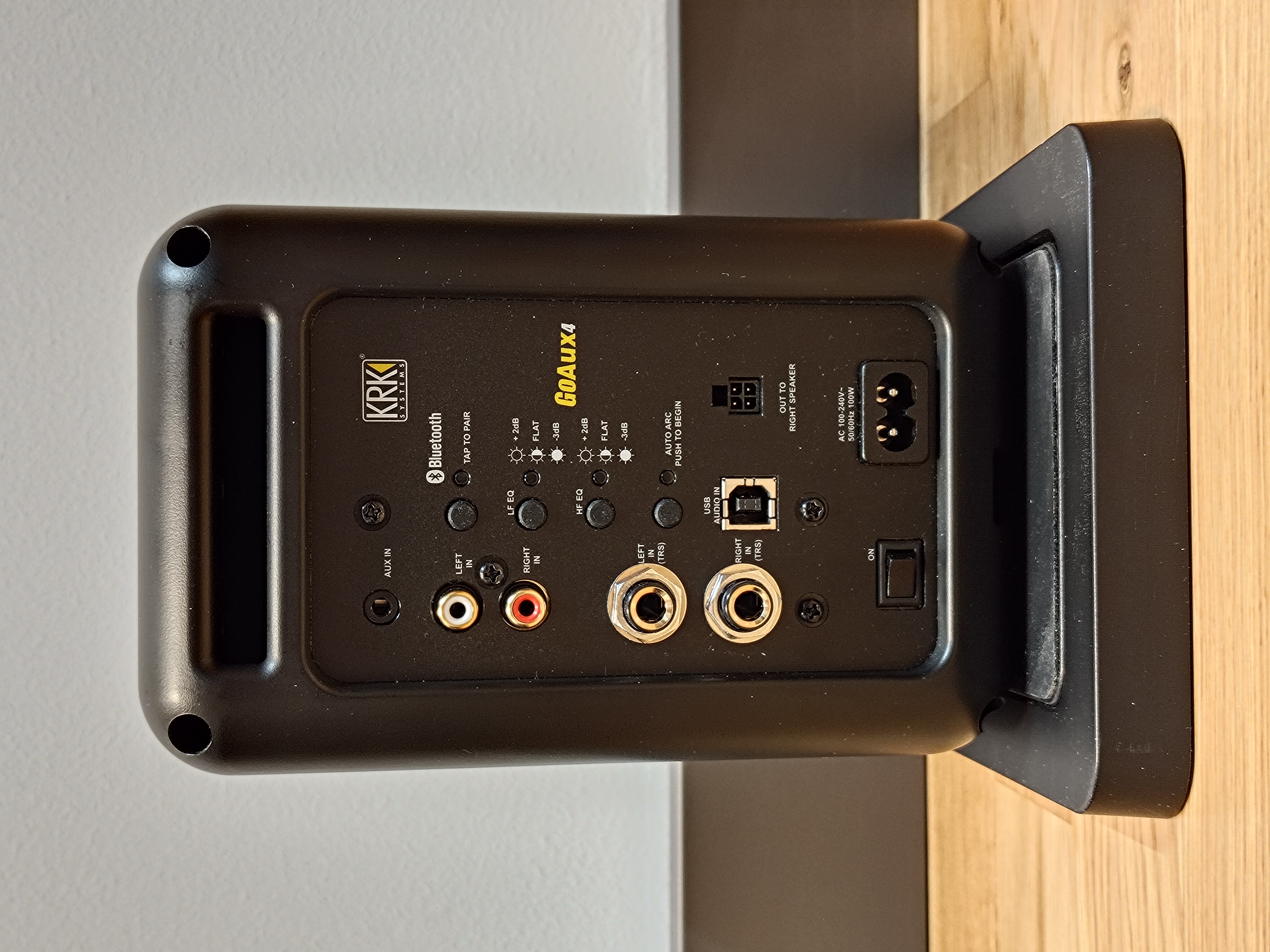 KRK GoAux 4 back