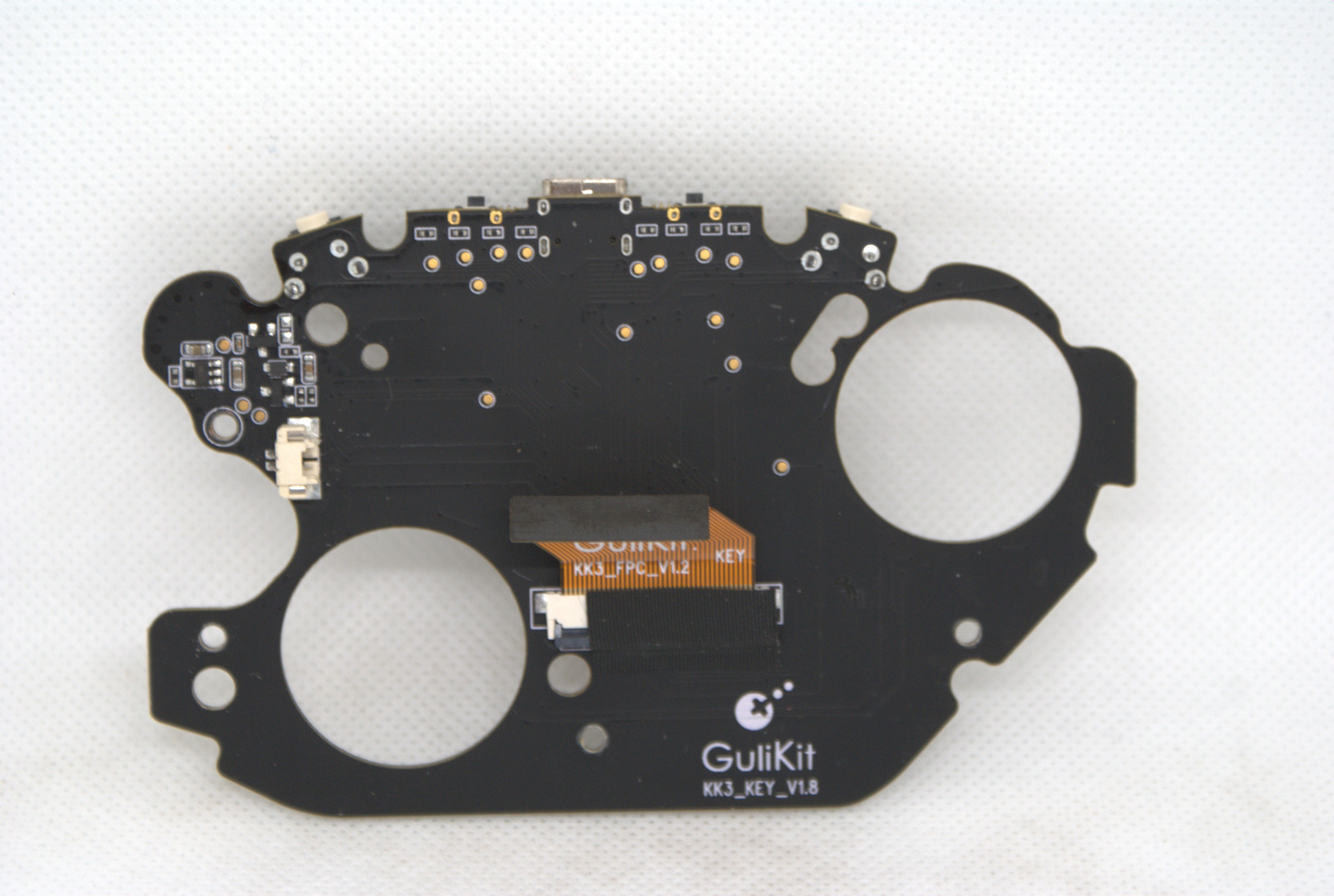 Test i recenzja GuliKit KK3 Pro - Pad dla profesjonalnego gracza? 15 GuliKit KK3 Pro - PCB góra tył