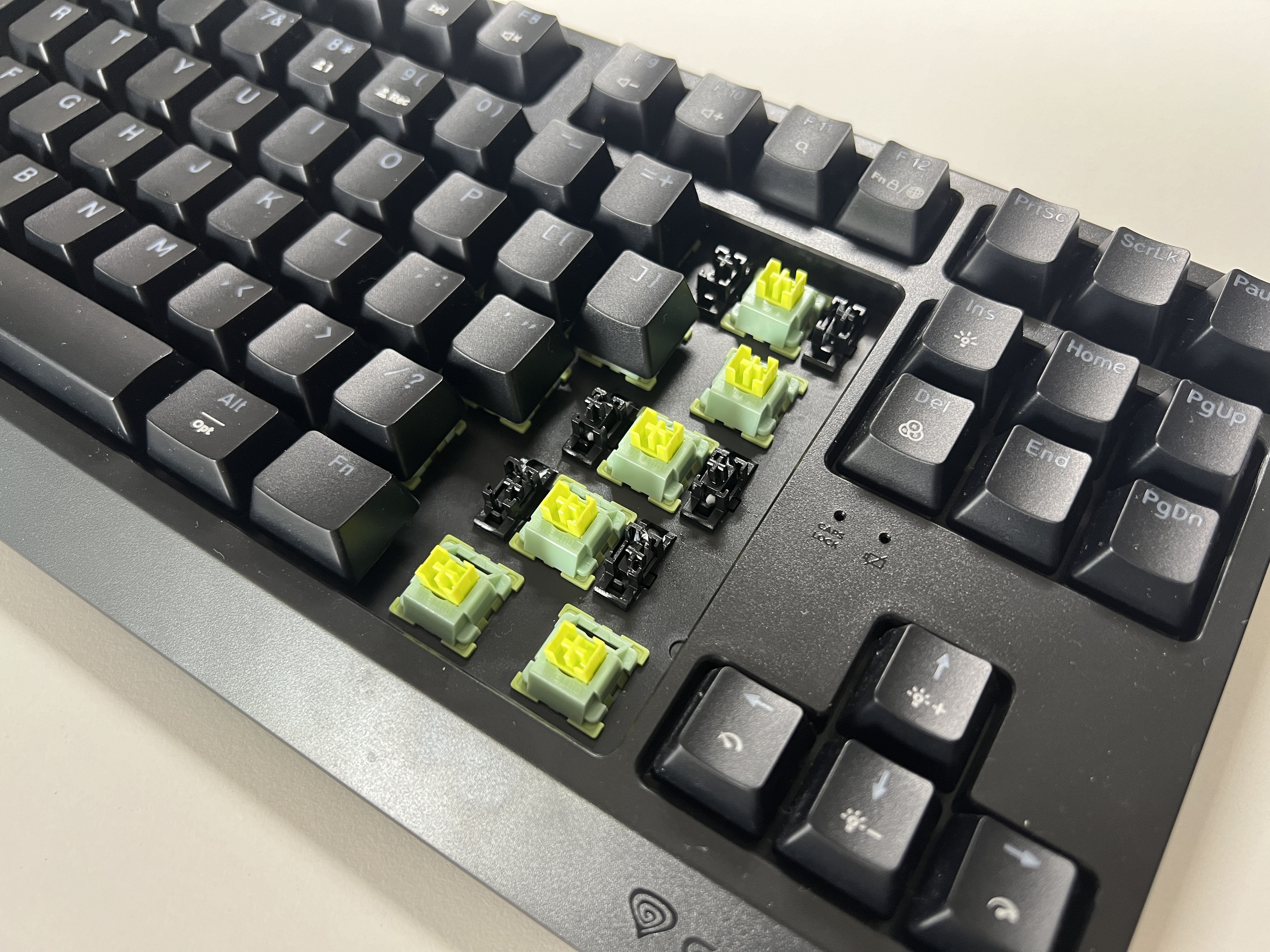 Genesis Thor 230 TKL Wireless