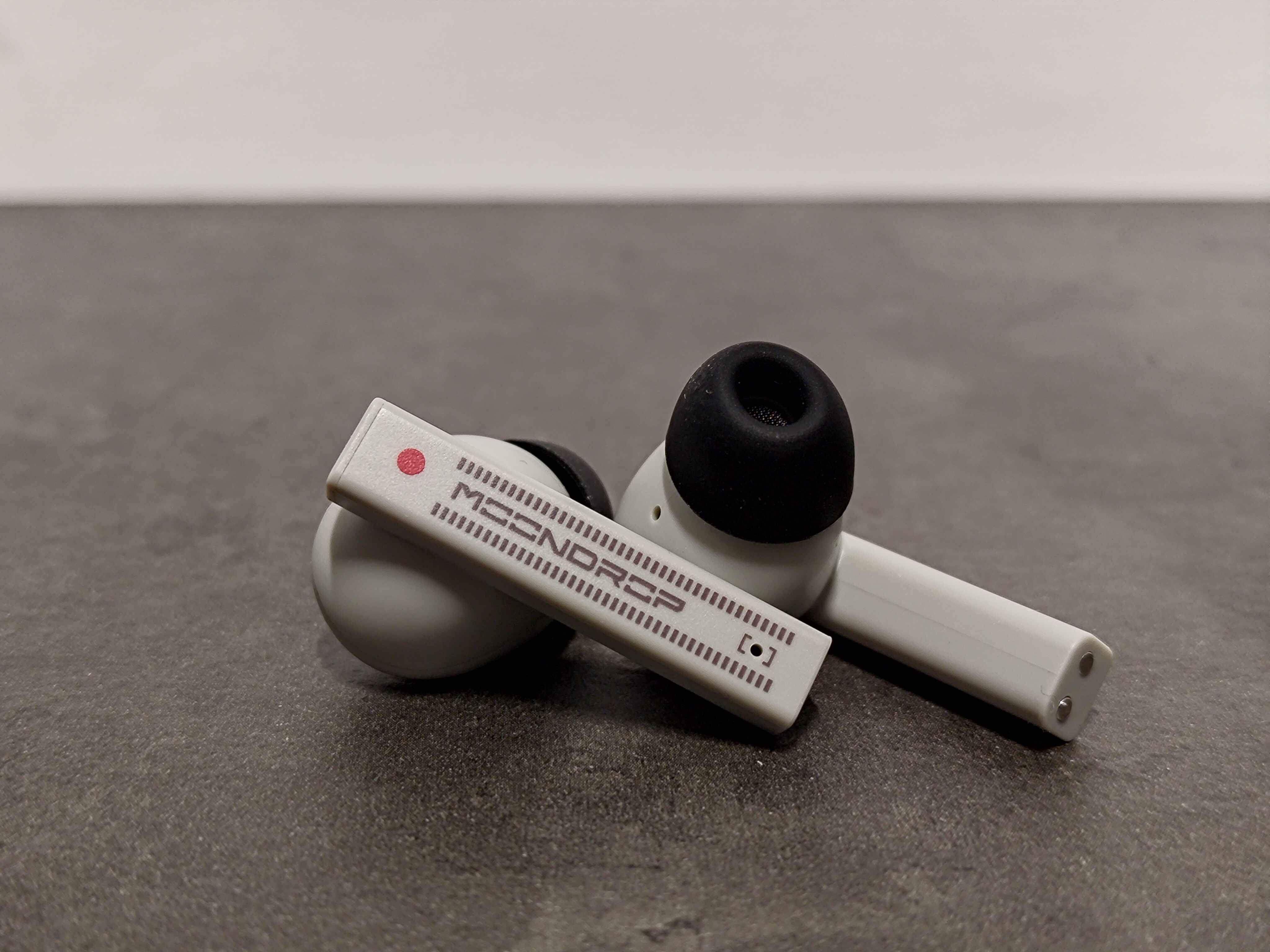 Moondrop Ultrasonic closeup