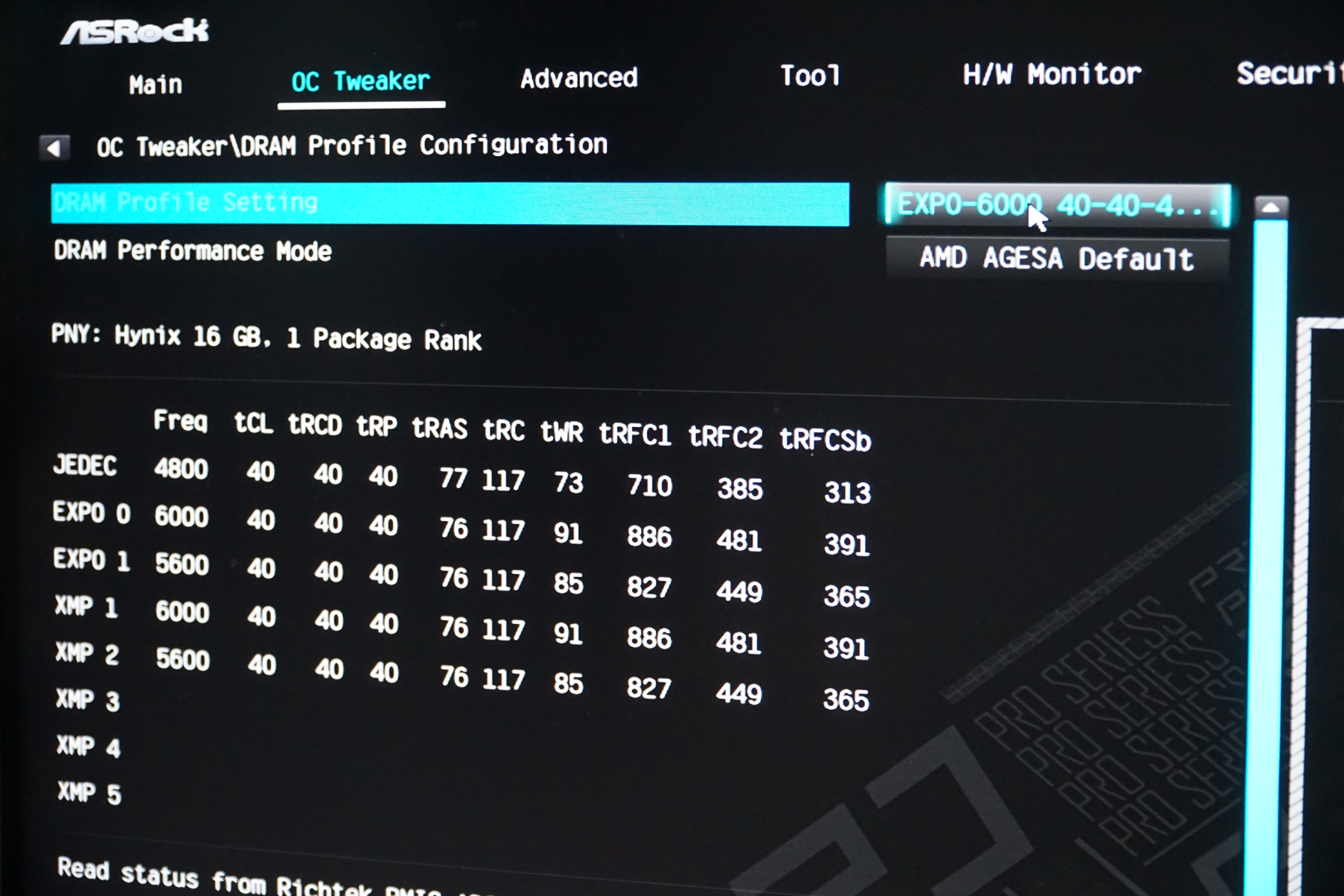 PNY XLR8 Gaming Mako 12