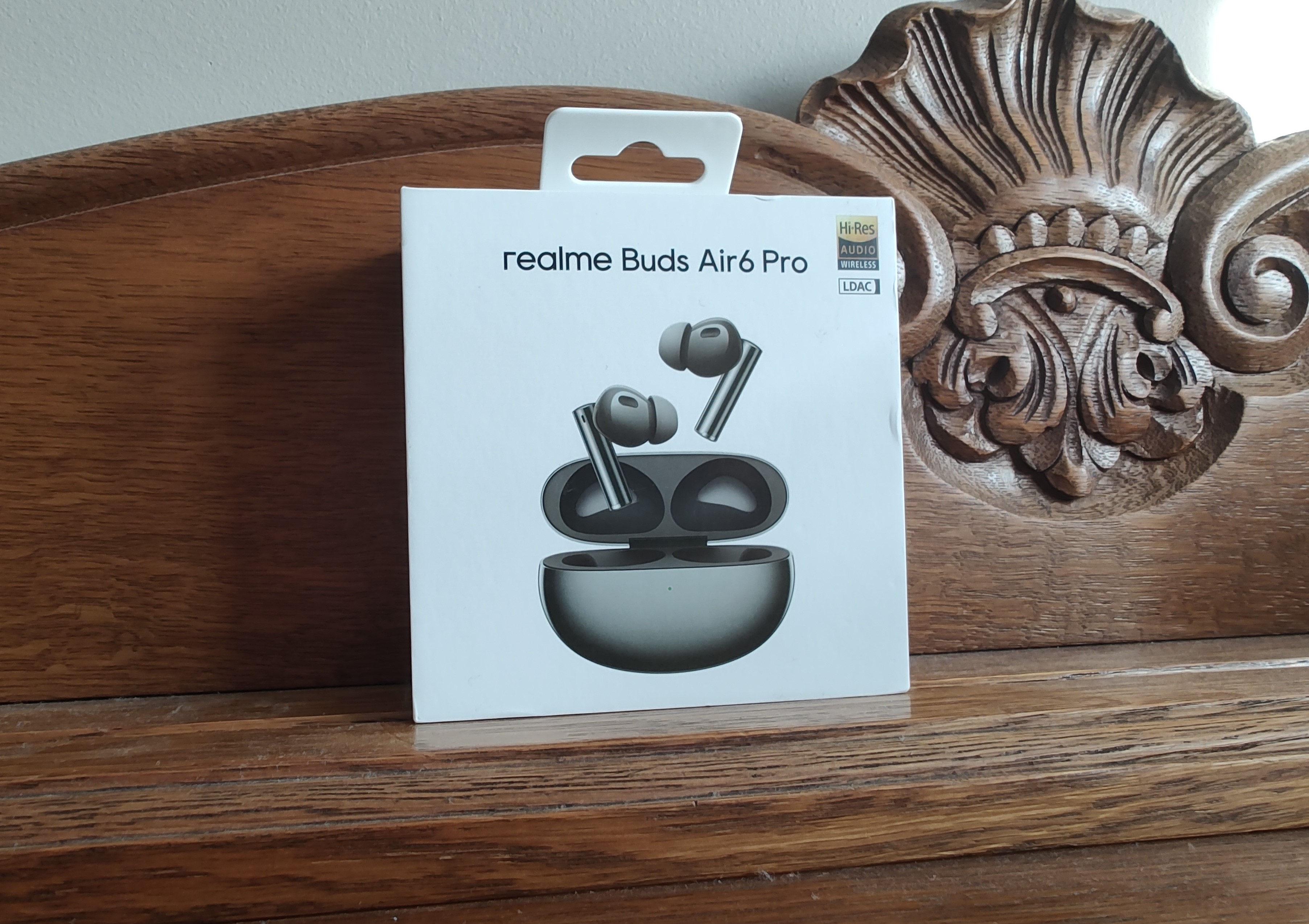 Test i recenzja realme Buds Air 6 Pro – a tak mało zabrakło! 3 Realme Buds Air 6 Pro - Opakowanie, front