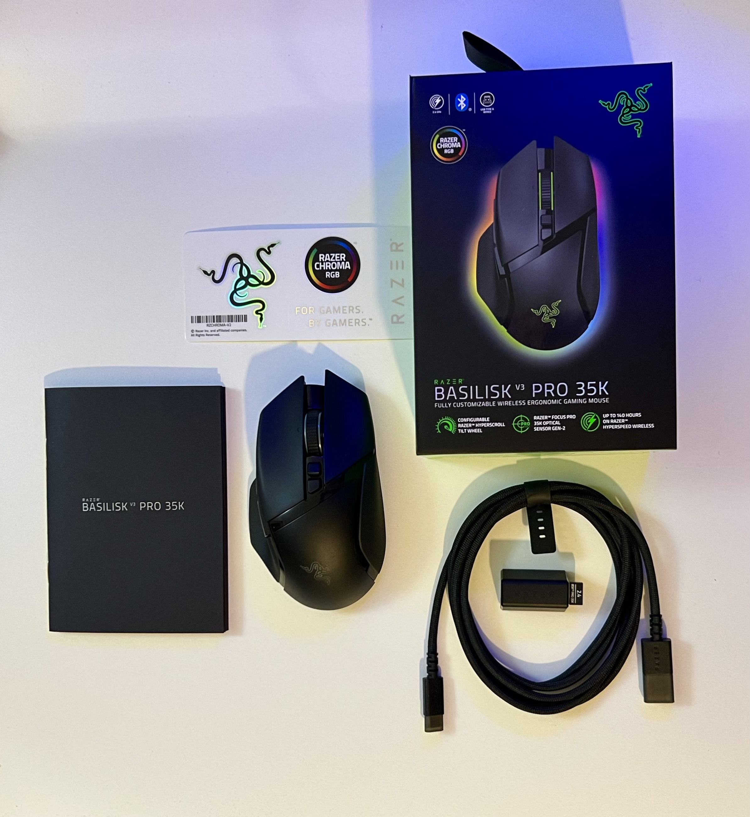 Razer Basilisk V3 Pro 35K - Zawartość opakowania