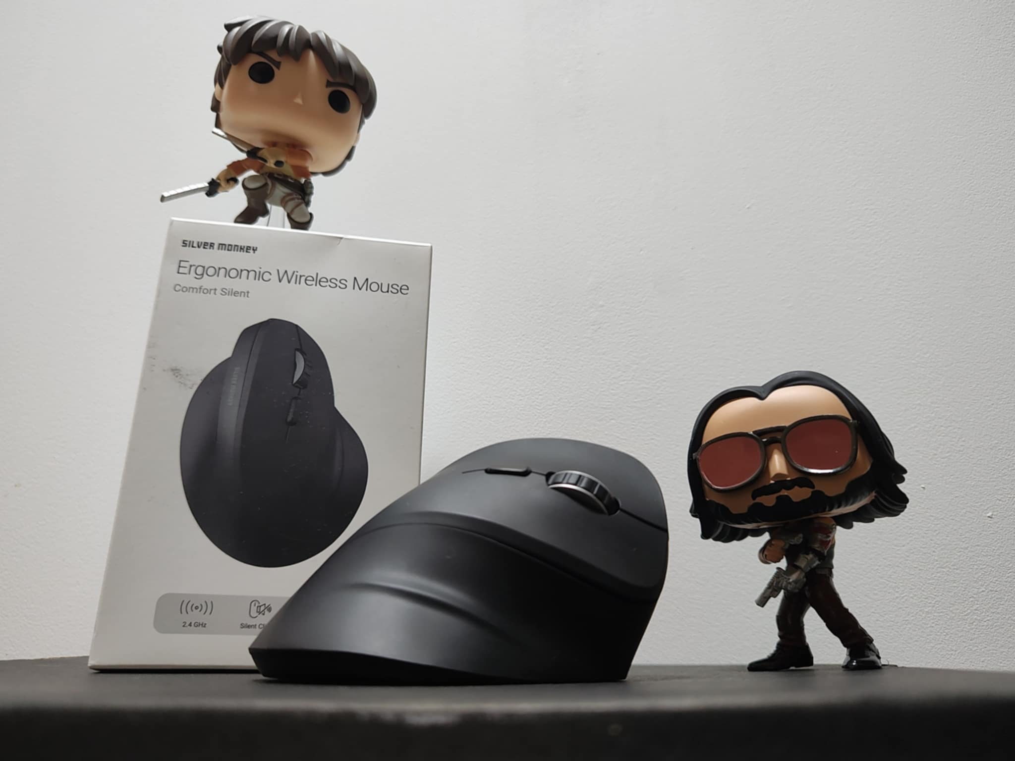 Silver Monkey Ergonomic Wireless Mouse wygląd