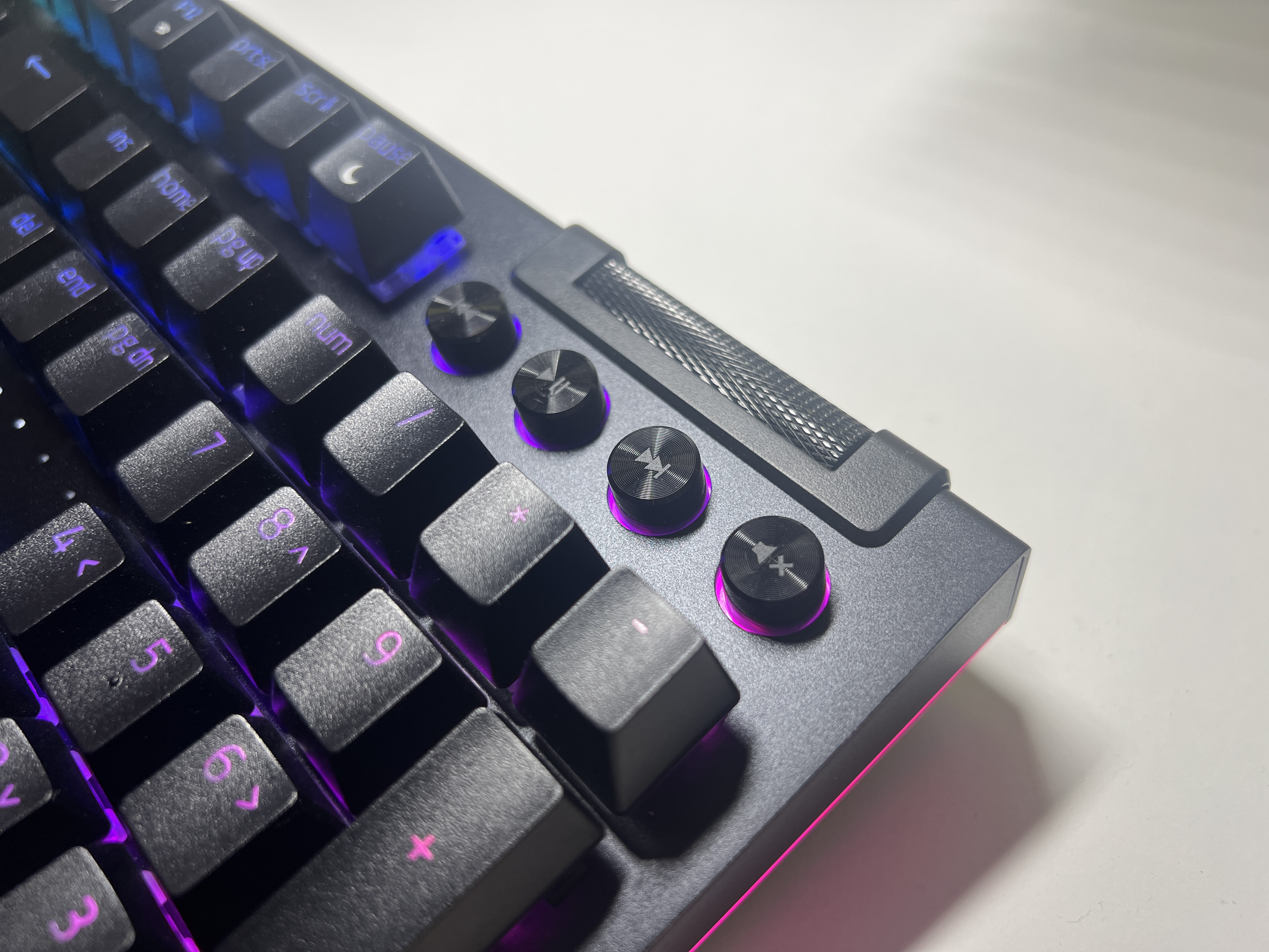 RAZER BlackWidow V4 PRO