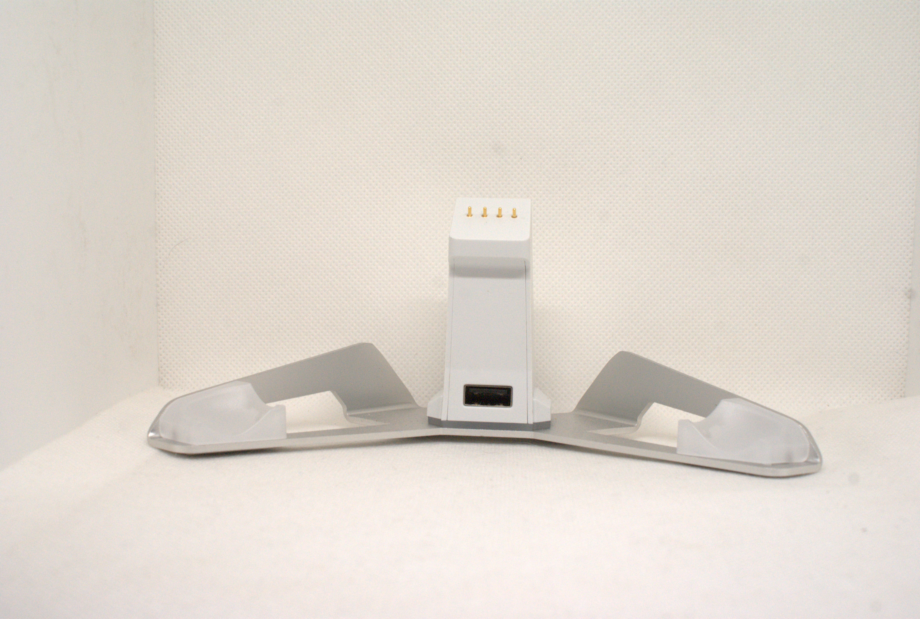 Cyclone 2 - dock - front