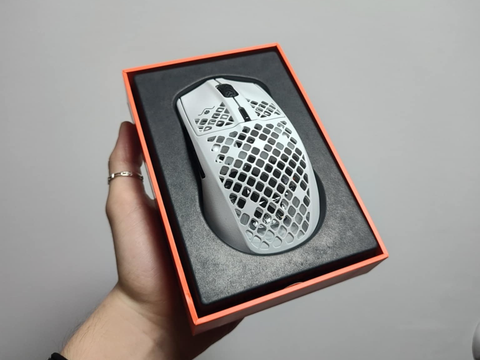Test i recenzja SteelSeries Aerox 3 Wireless (2022) - stary, ale jary? 6 Aerox 3 Wireless w opakowaniu