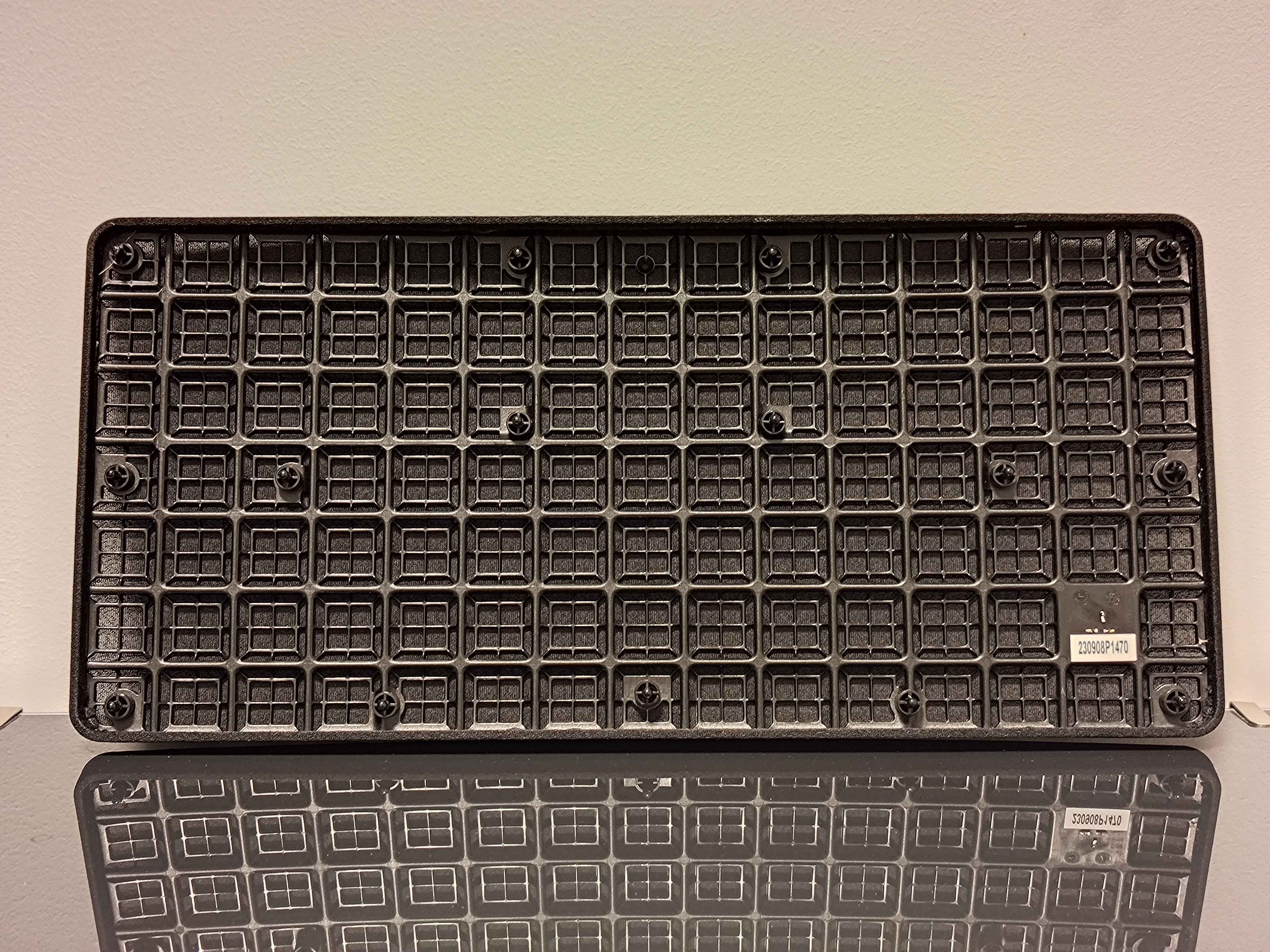 JBL Authentics 500 grille