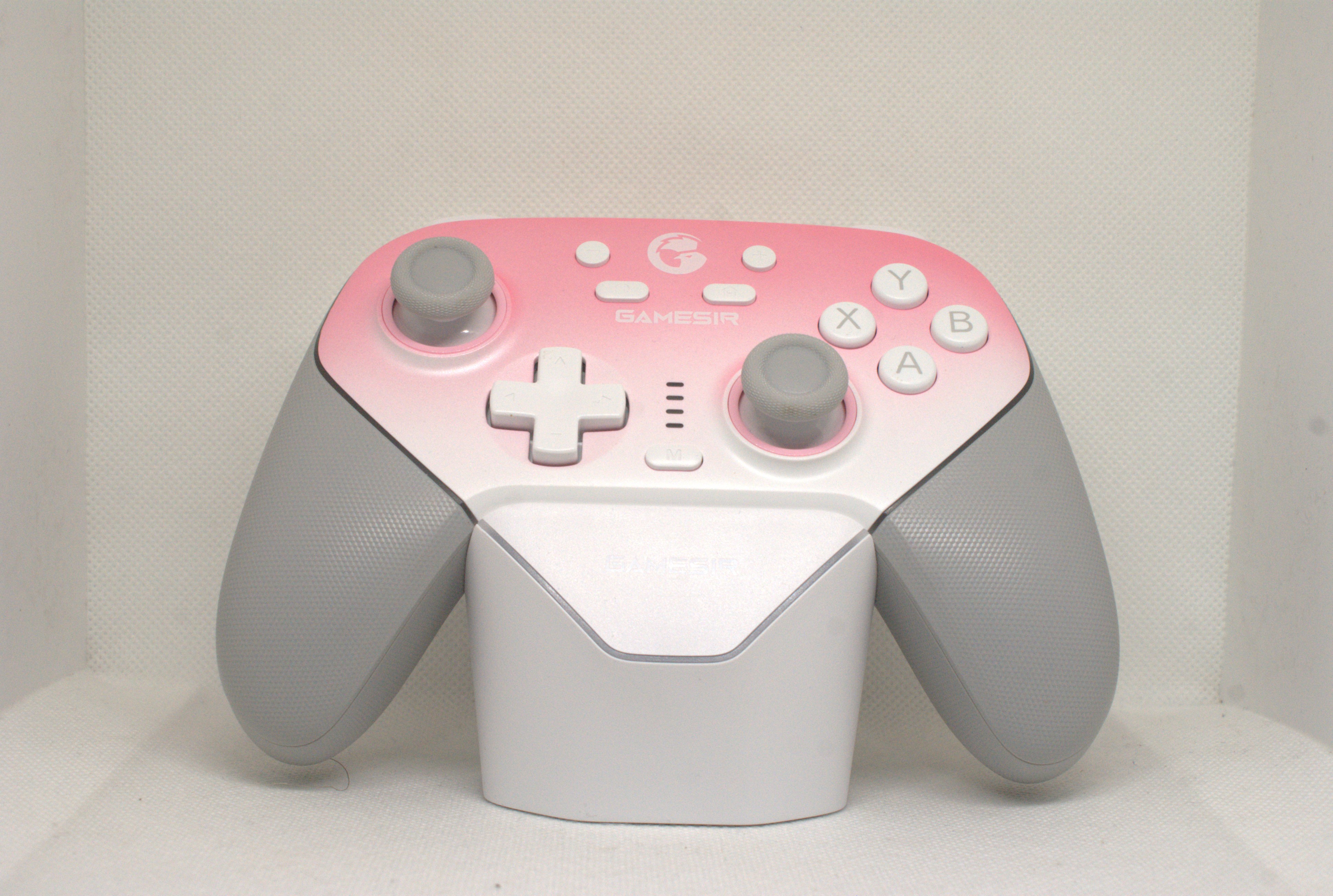 GameSir Super Nova - Na docku front