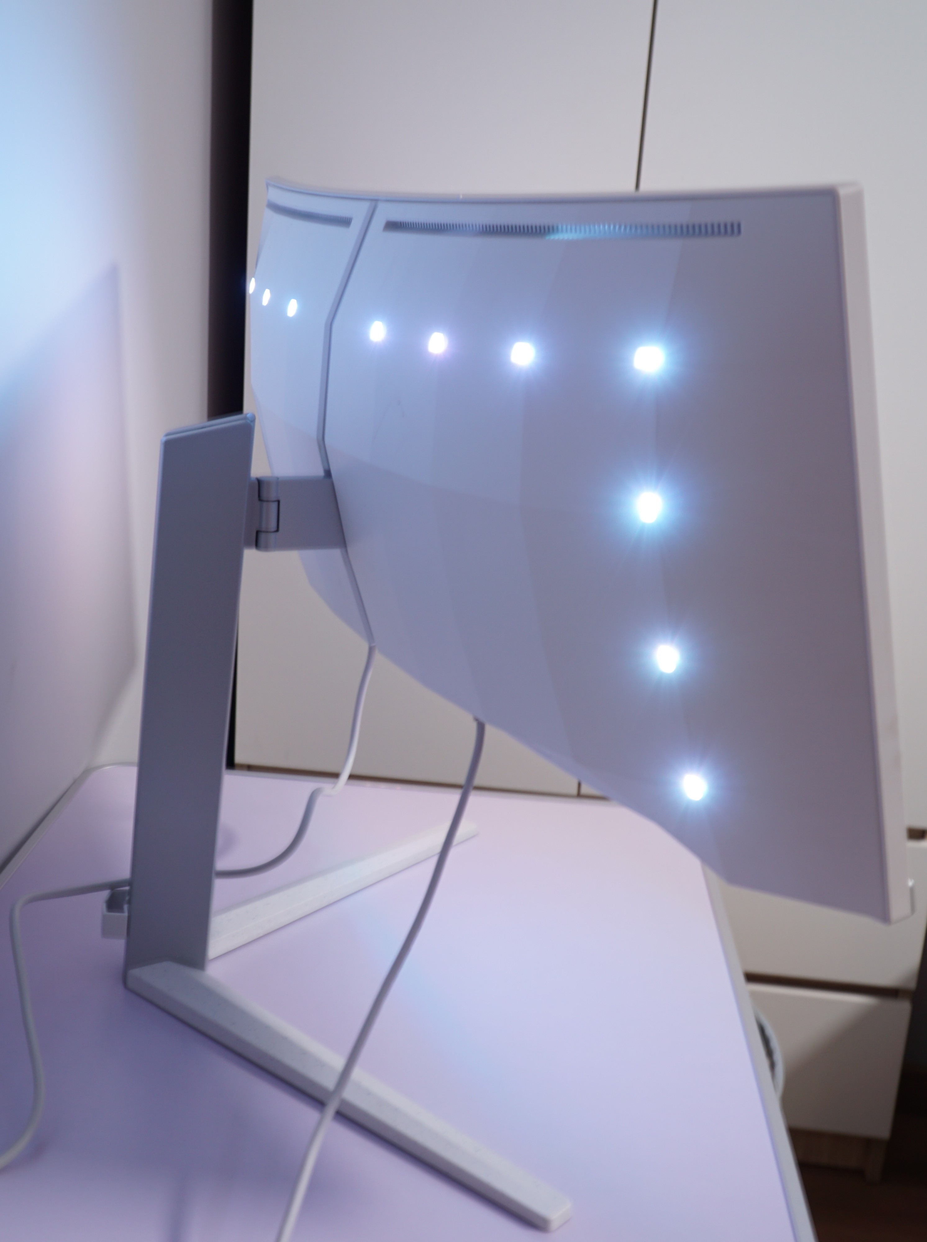 Test i recenzja Philips 34M2C8600 - Monitor Ultrawide z podświetleniem Ambiglow 12 Philips 34M2C8600