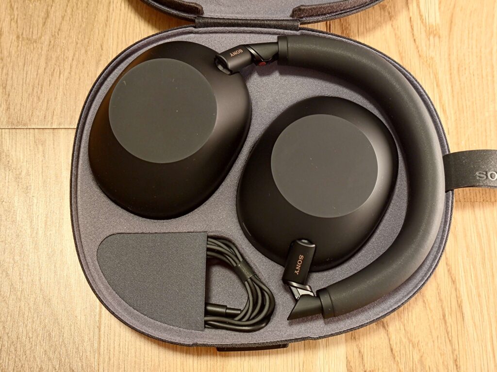 Sony WH-1000XM6 overall