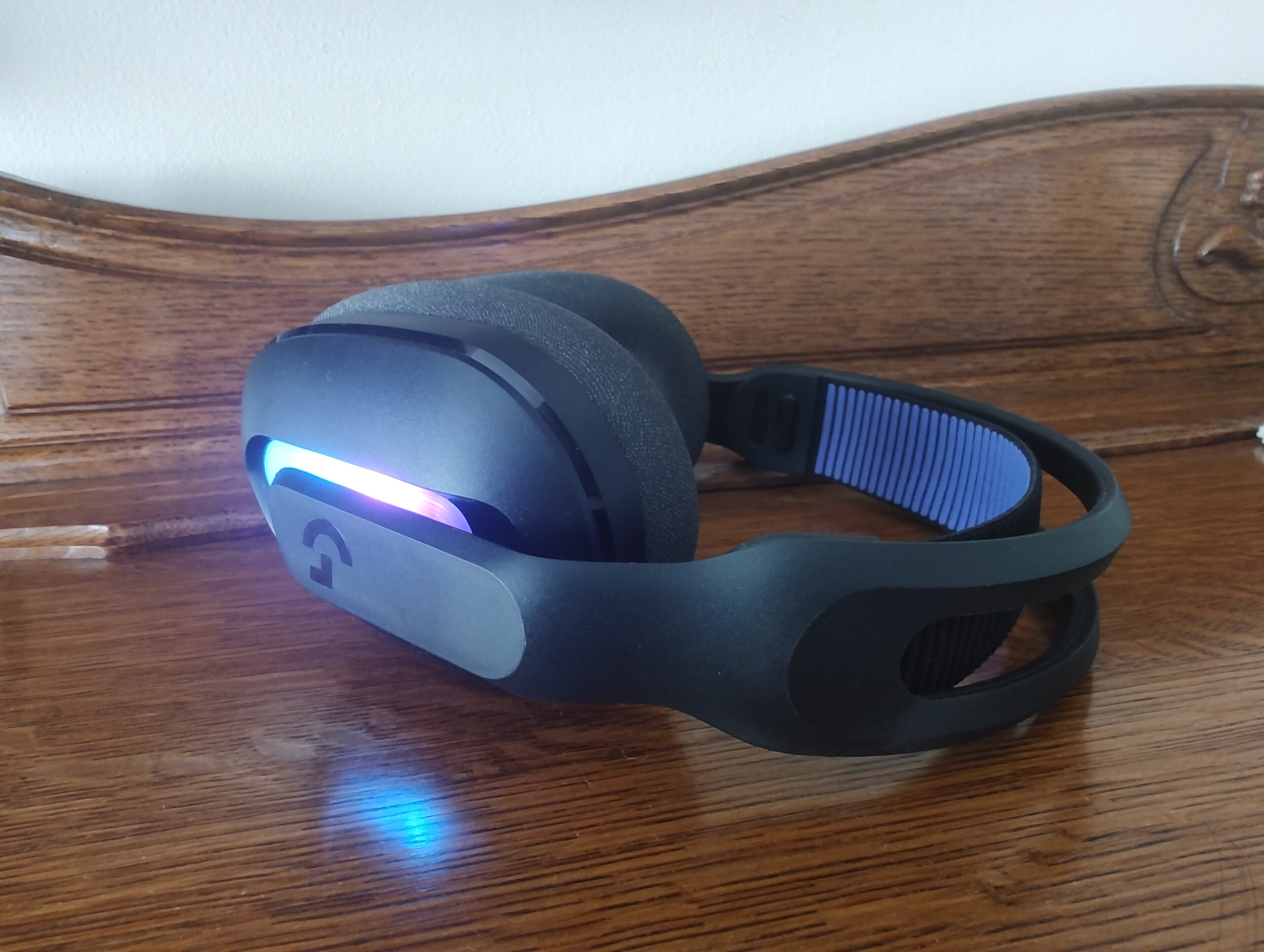 Logitech G522 Lightspeed - niewykorzystany potencjał! 9 Test Logitech G522 Lightspeed - od boku