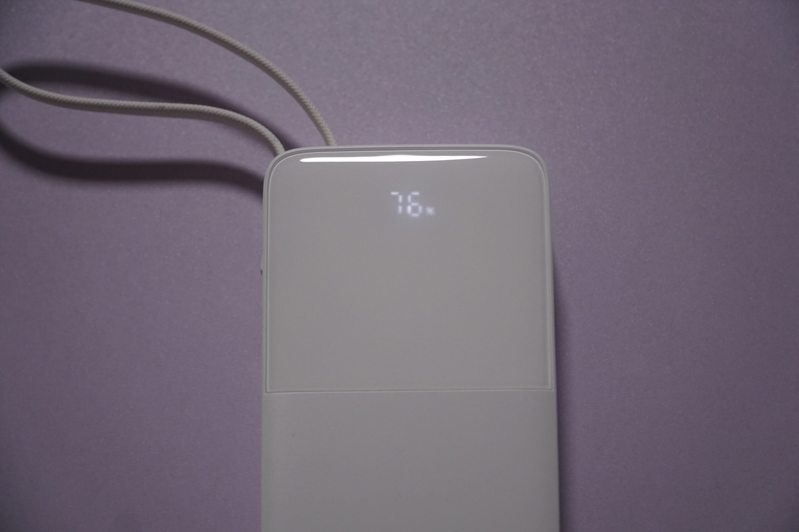 Test i recenzja Baseus Bipow 2 Pro – Powerbank z wbudowanym kablem, który nie zawiedzie? 7 Baseus Bipow 2 Pro