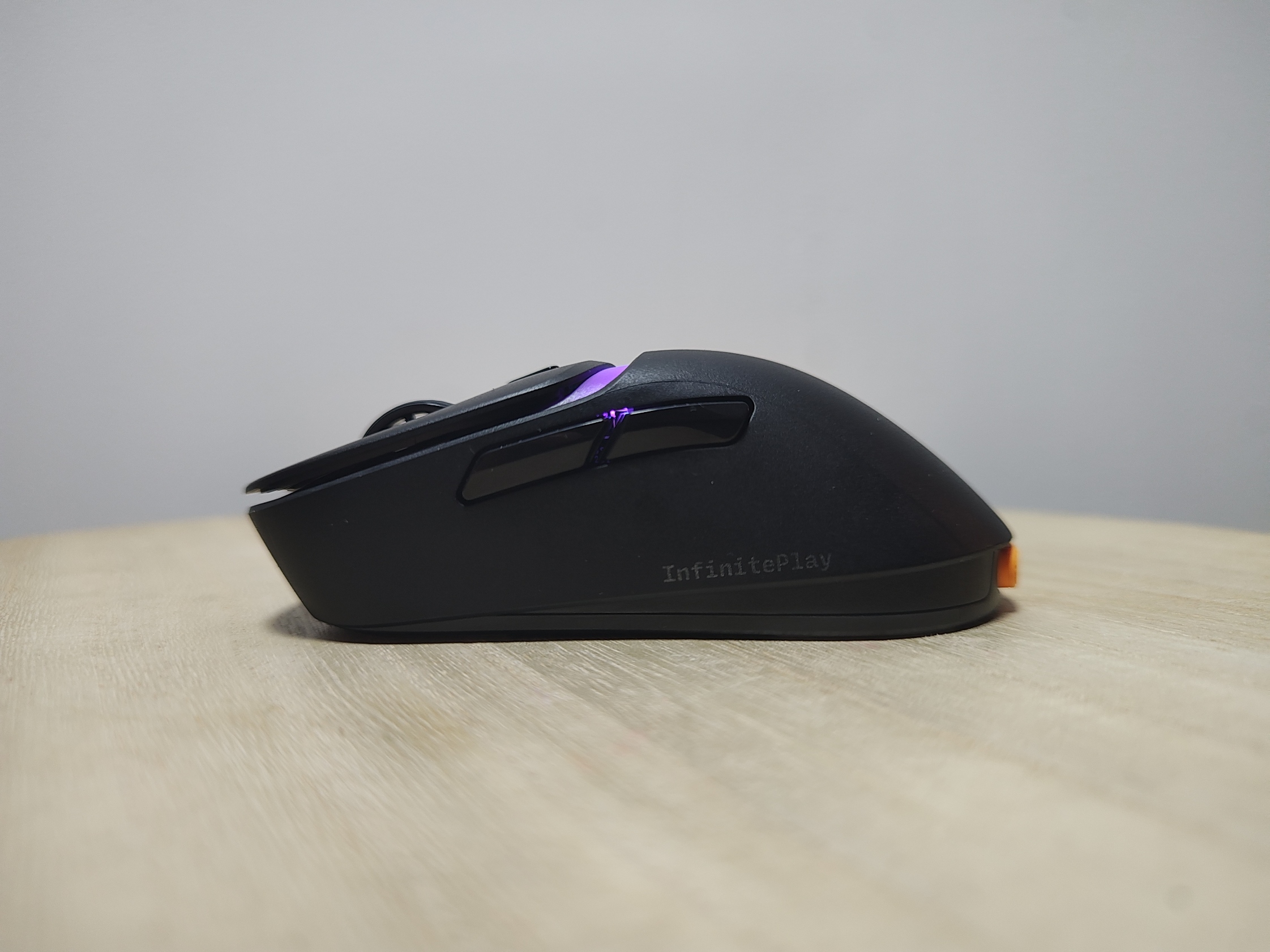 Test i recenzja Glorious Model D3 Wireless - szykuje nam się rewolucja! 15 Glorious Model D3 kształt