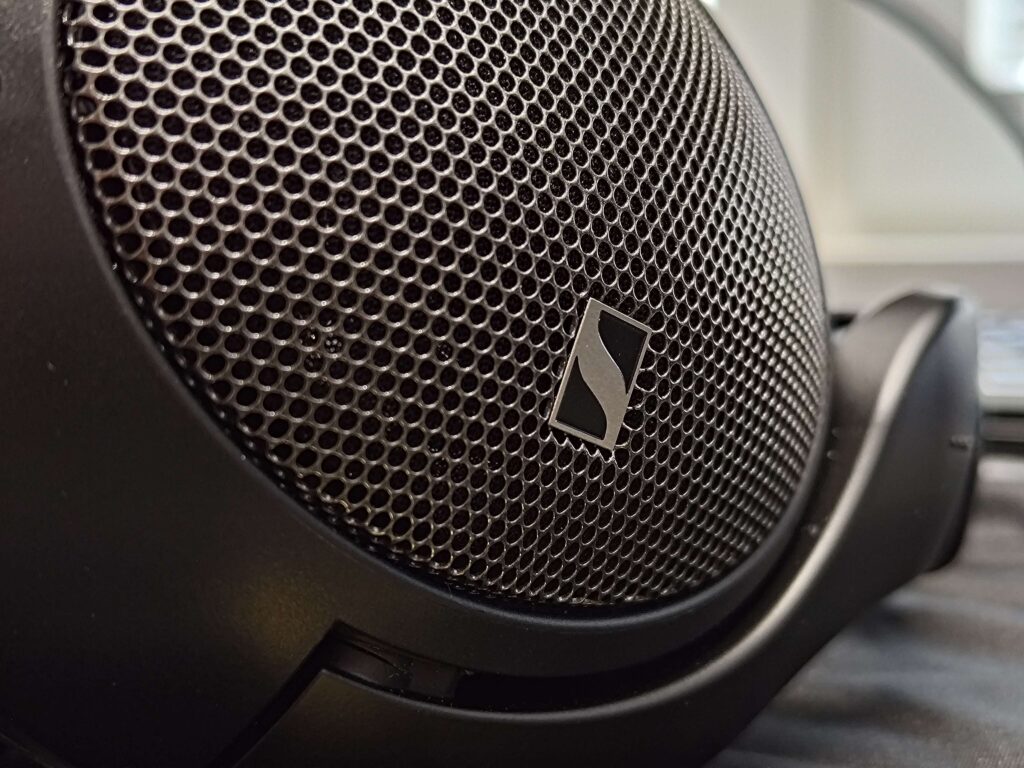 Sennheiser HD550 detail