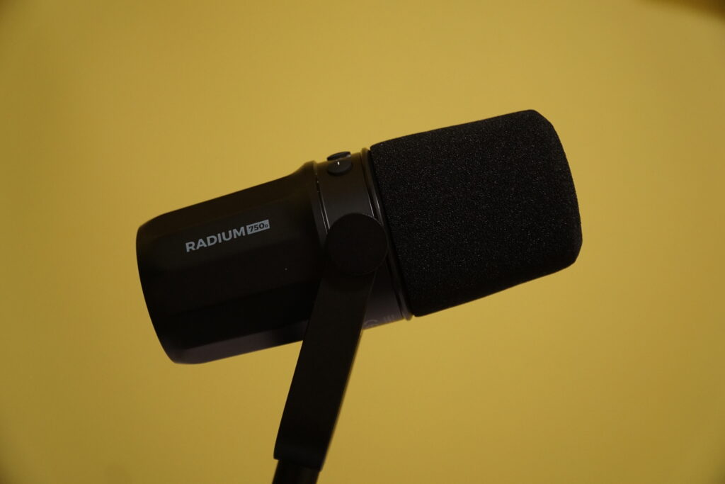 Genesis Radium 750D