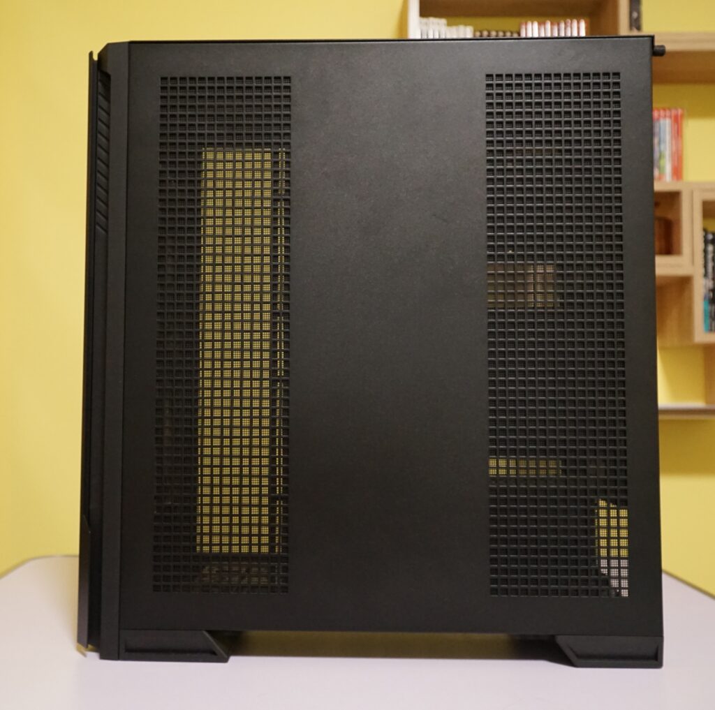 MSI MPG Velox 300R Airflow PZ
