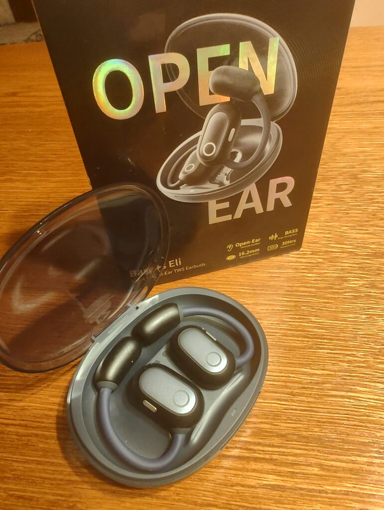 Baseus Eli Sport 1 earbuds with package