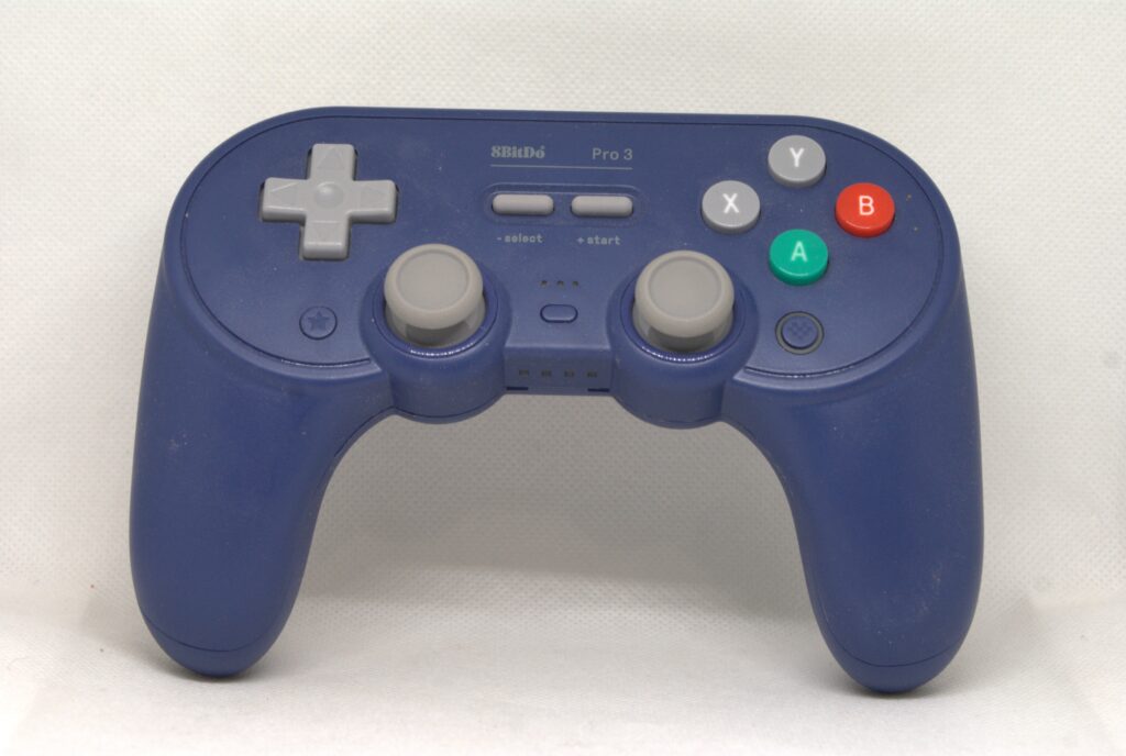 8BitDo Pro3 - Front