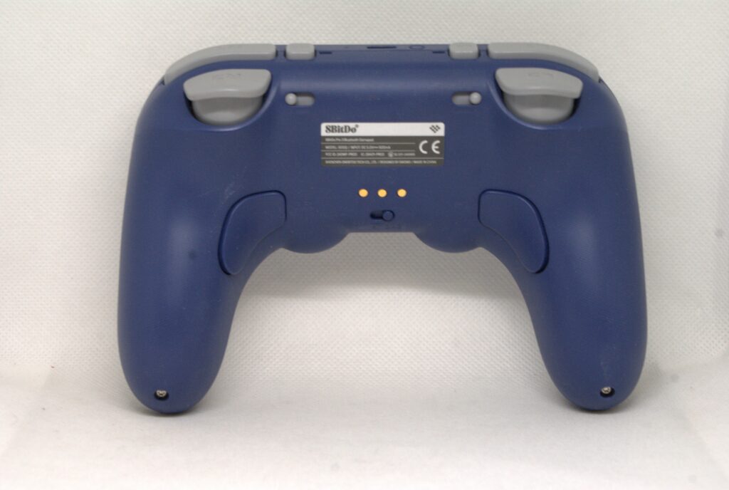 8BitDo Pro3 - tył