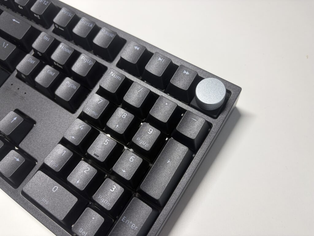 Genesis Thor 404 full-size