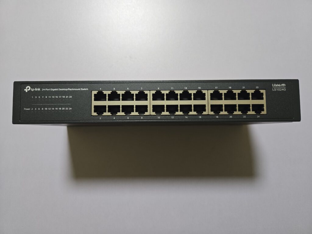 TP-Link LS1024G