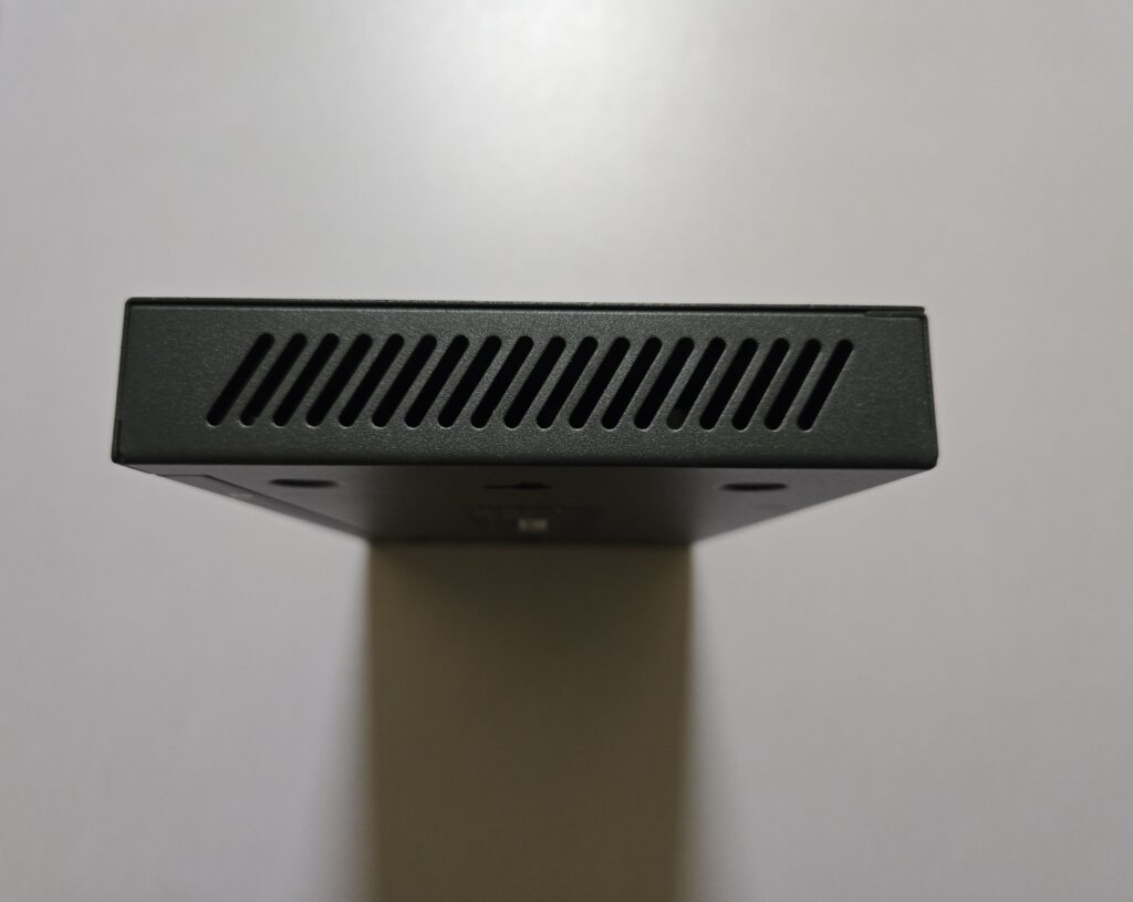 TP-Link TL-SG105-M2