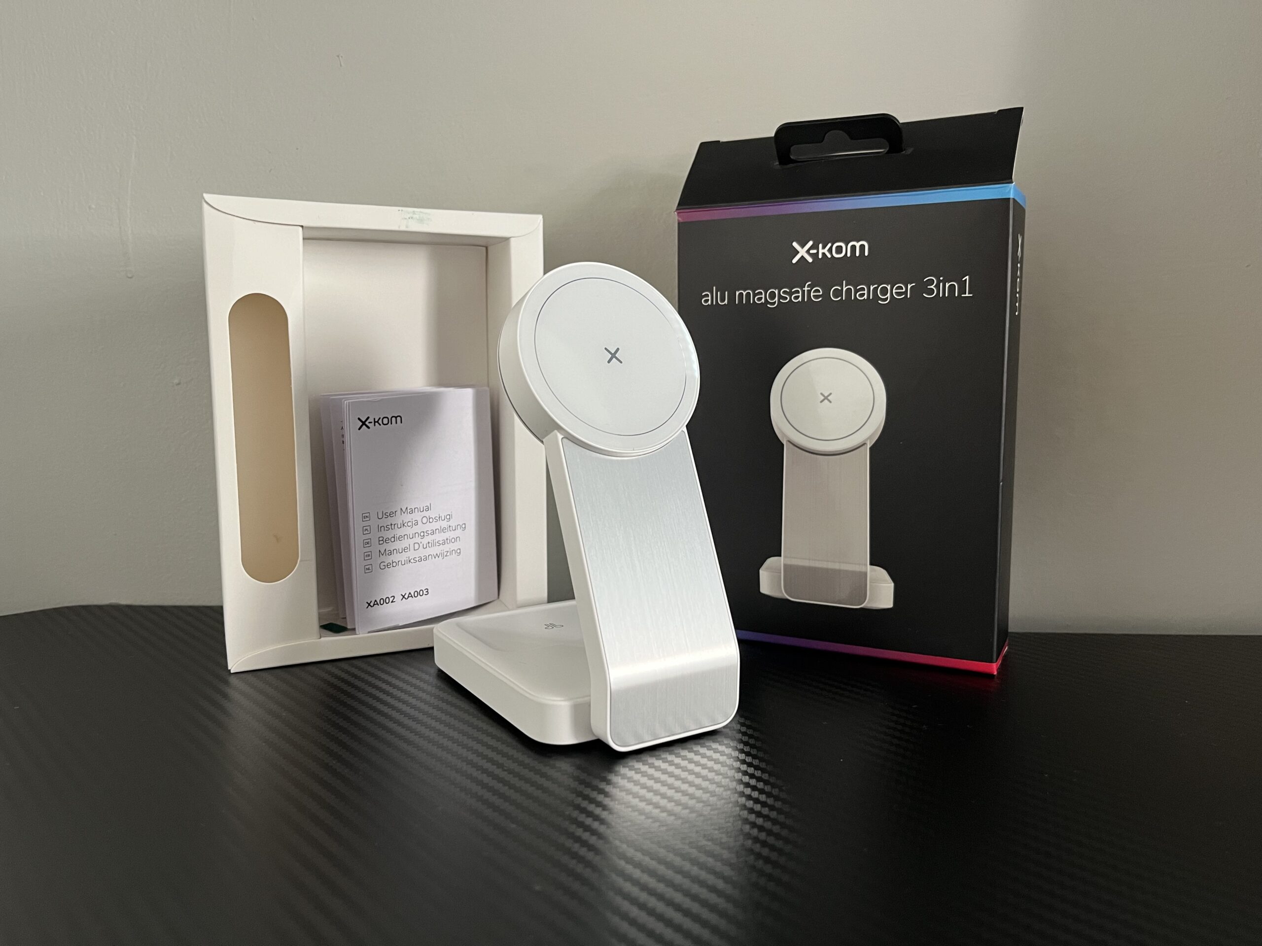 x kom Alu MagCharger 3in1 3 scaled